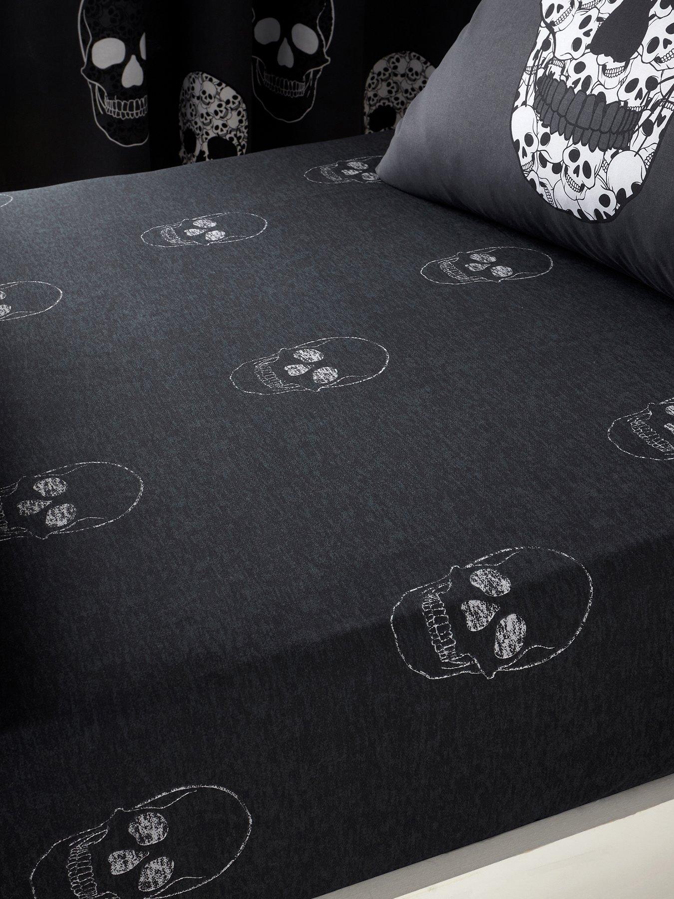 Product photograph of Catherine Lansfield Skulls Fitted Sheet - Double from very.co.uk