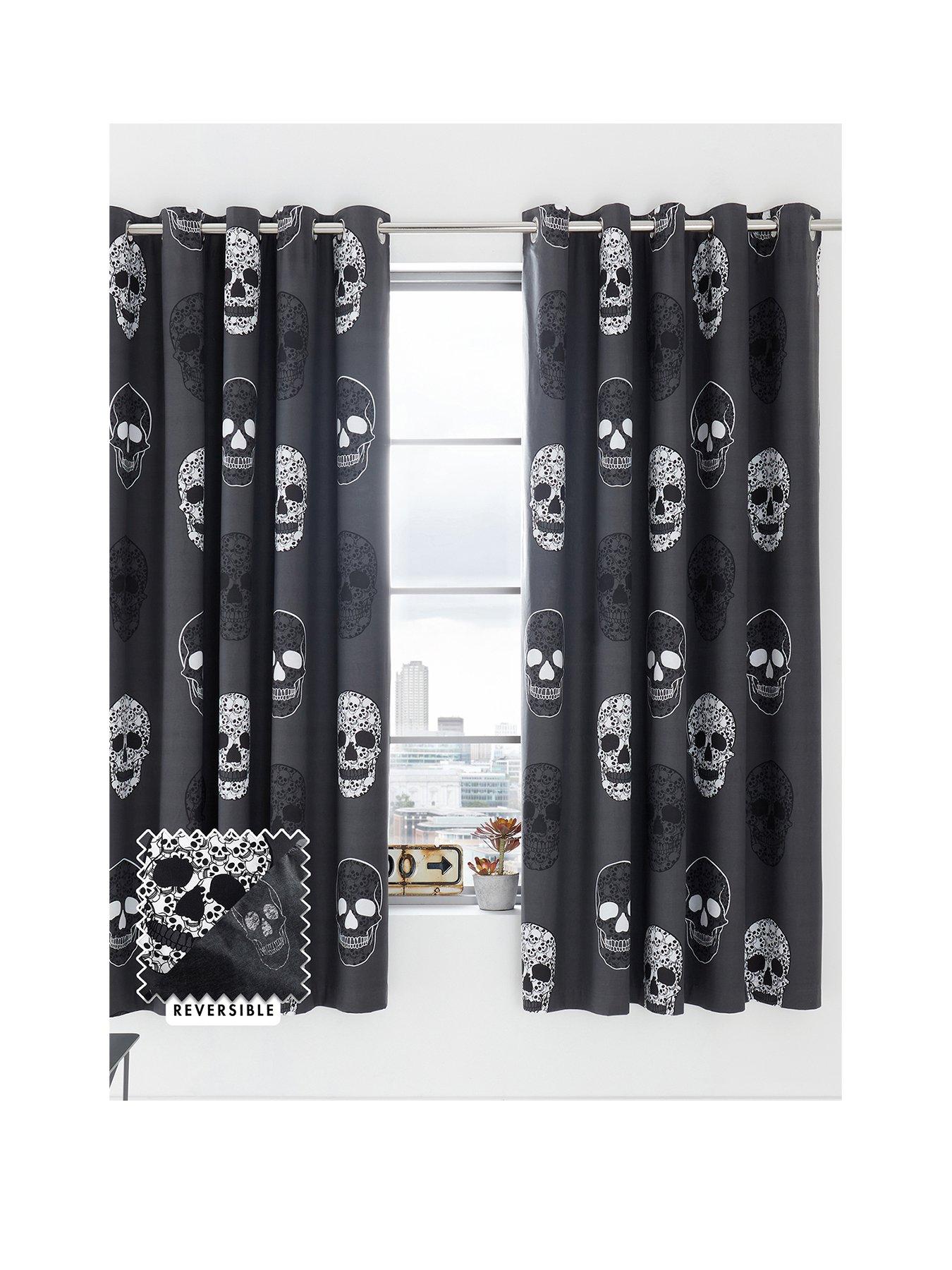 Catherine Lansfield Skulls Halloween Curtains- 66X72 Inch