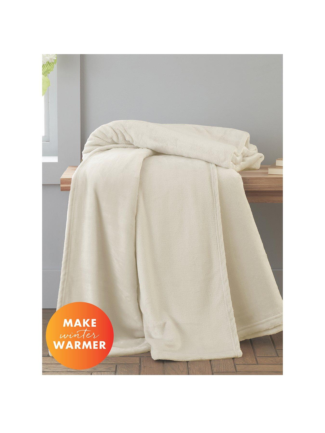 Catherine Lansfield Extra Large Raschel Velvet Touch Soft Cosy Throw
