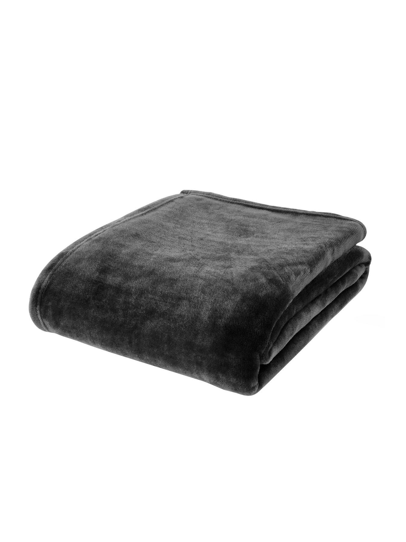 Product photograph of Catherine Lansfield Extra Large Raschel Velvet Touch Soft Cosy Throw - Black from very.co.uk