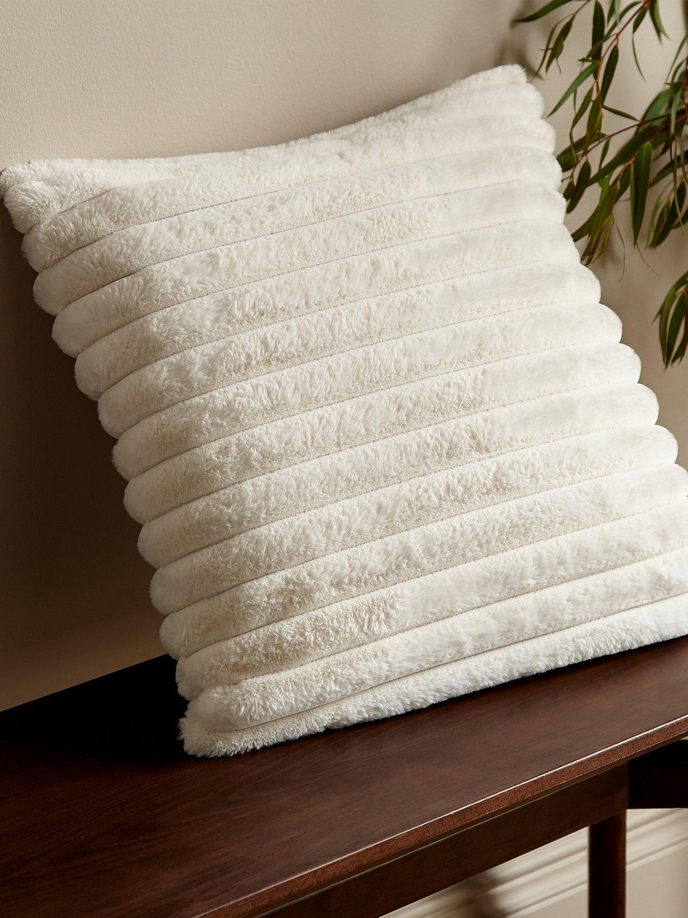 Catherine Lansfield Cosy Ribbed Cushion