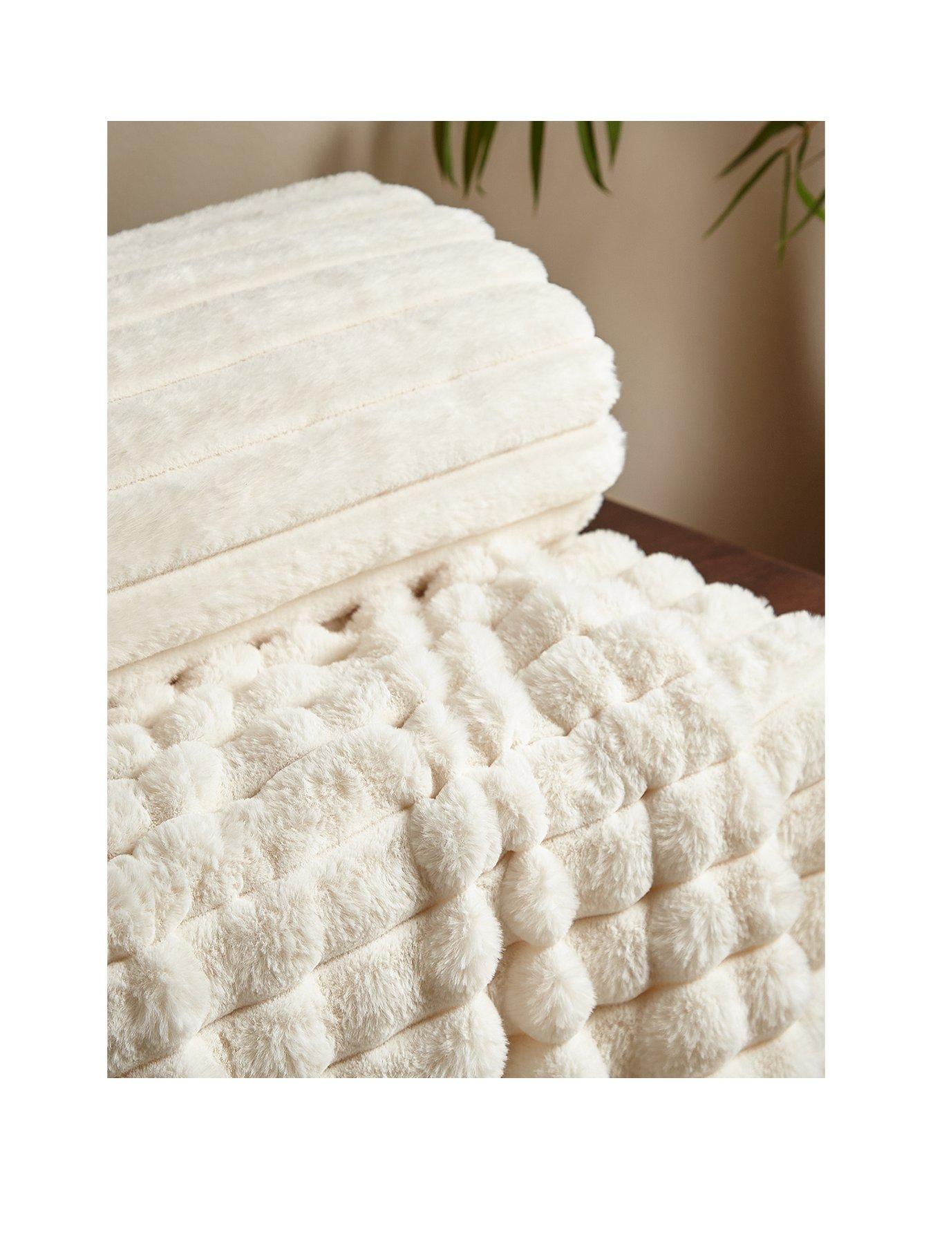 Catherine lansfield discount chunky knit throw