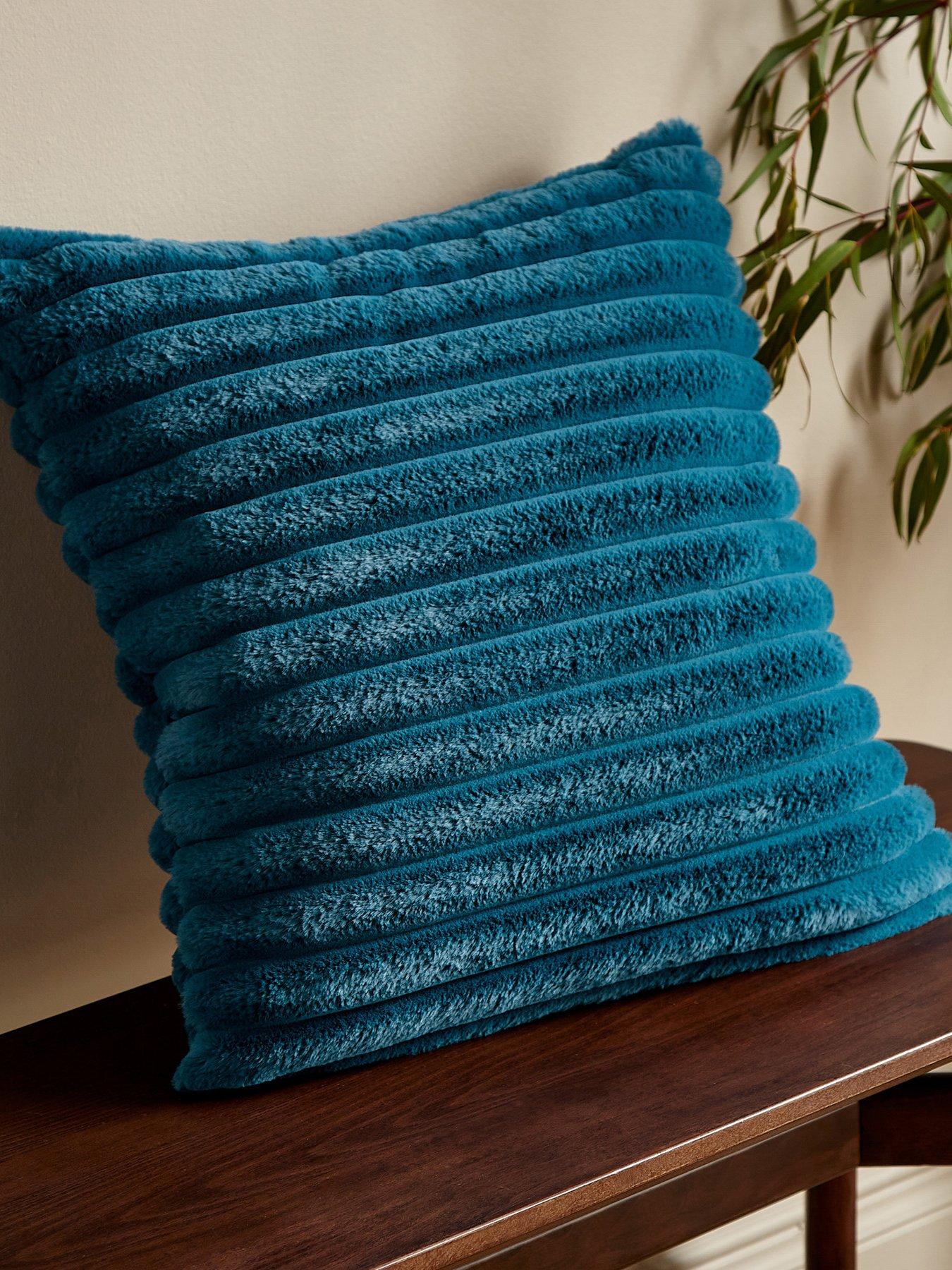 Catherine Lansfield Cosy Ribbed Cushion