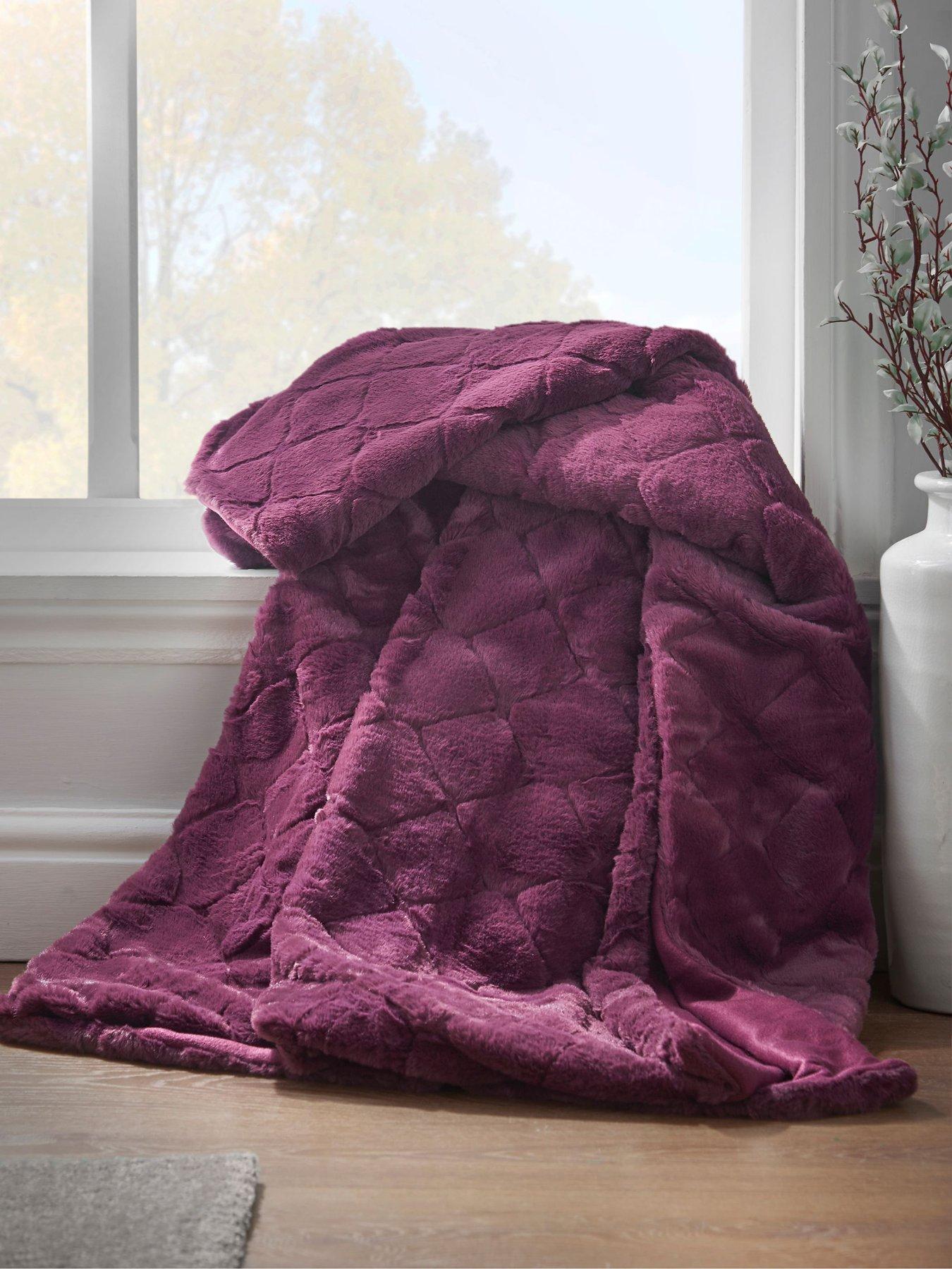 Image 1 of 4 of Catherine Lansfield Cosy Diamond Soft Throw - Plum