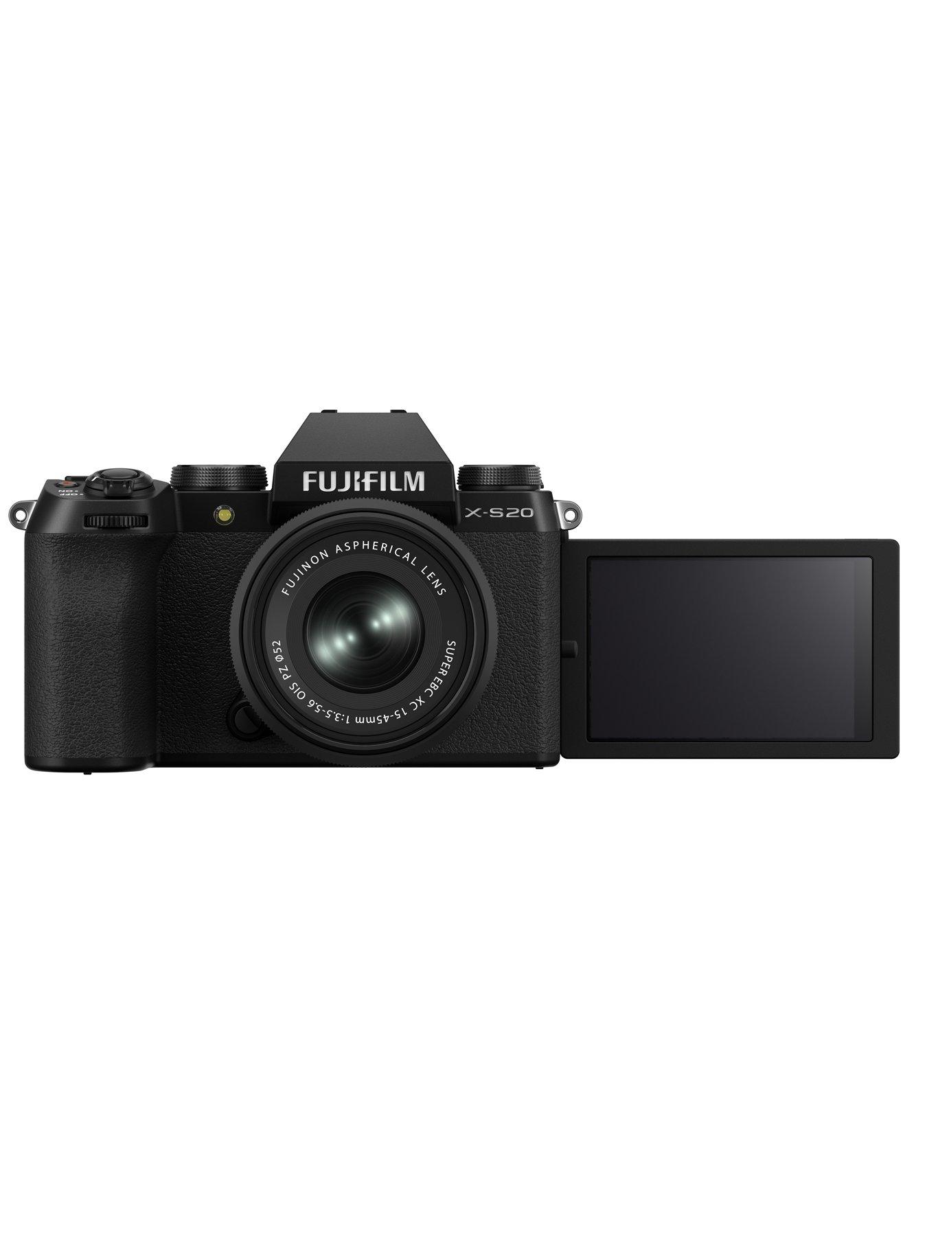 Image 4 of 7 of Fujifilm X-S20 Mirrorless Digital Camera with XC15-45mm F3.5-5.6 OIS PZ Lens - Black