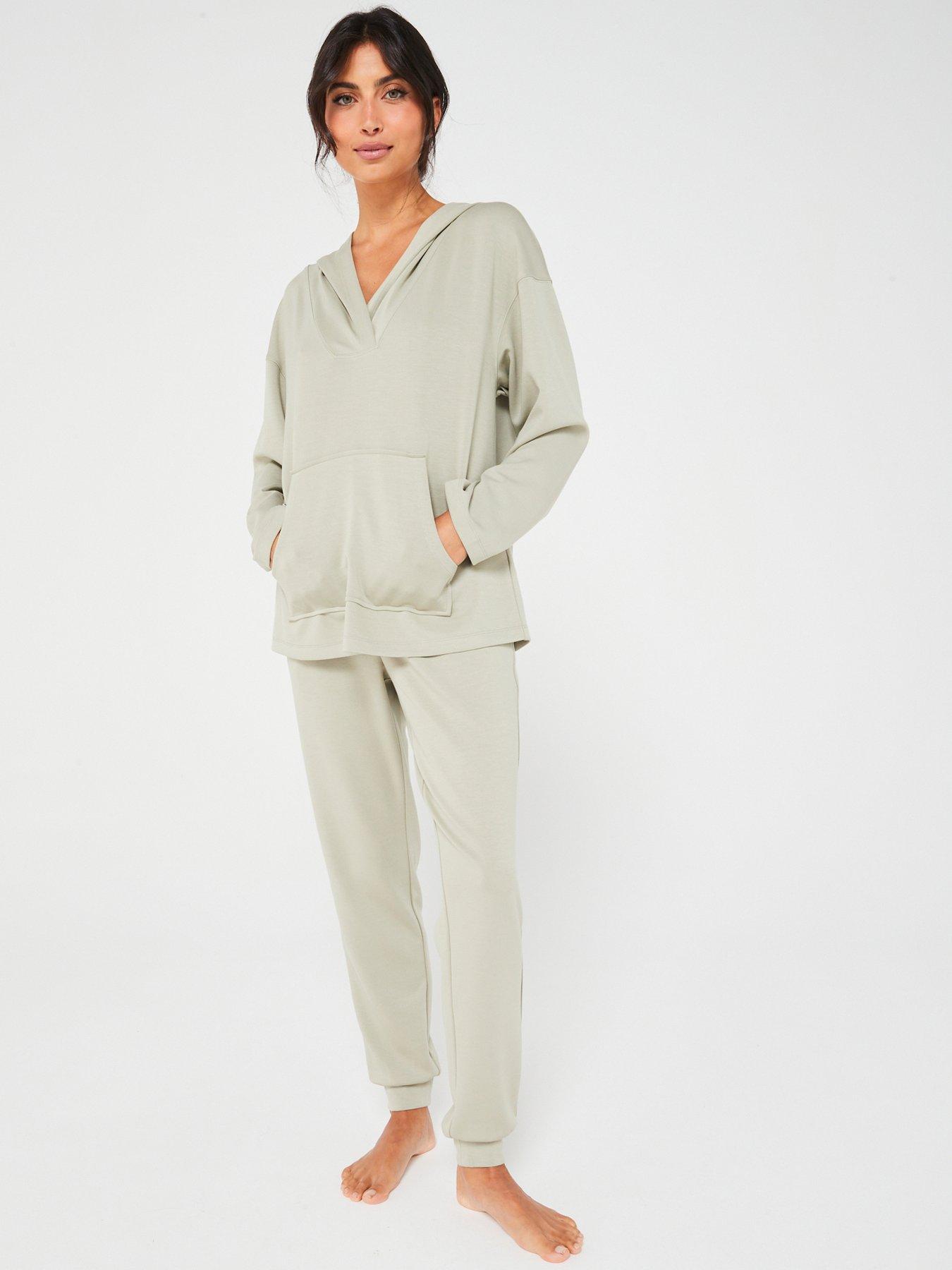 V by Very Off The Shoulder Slouchy Pyjamas - Black