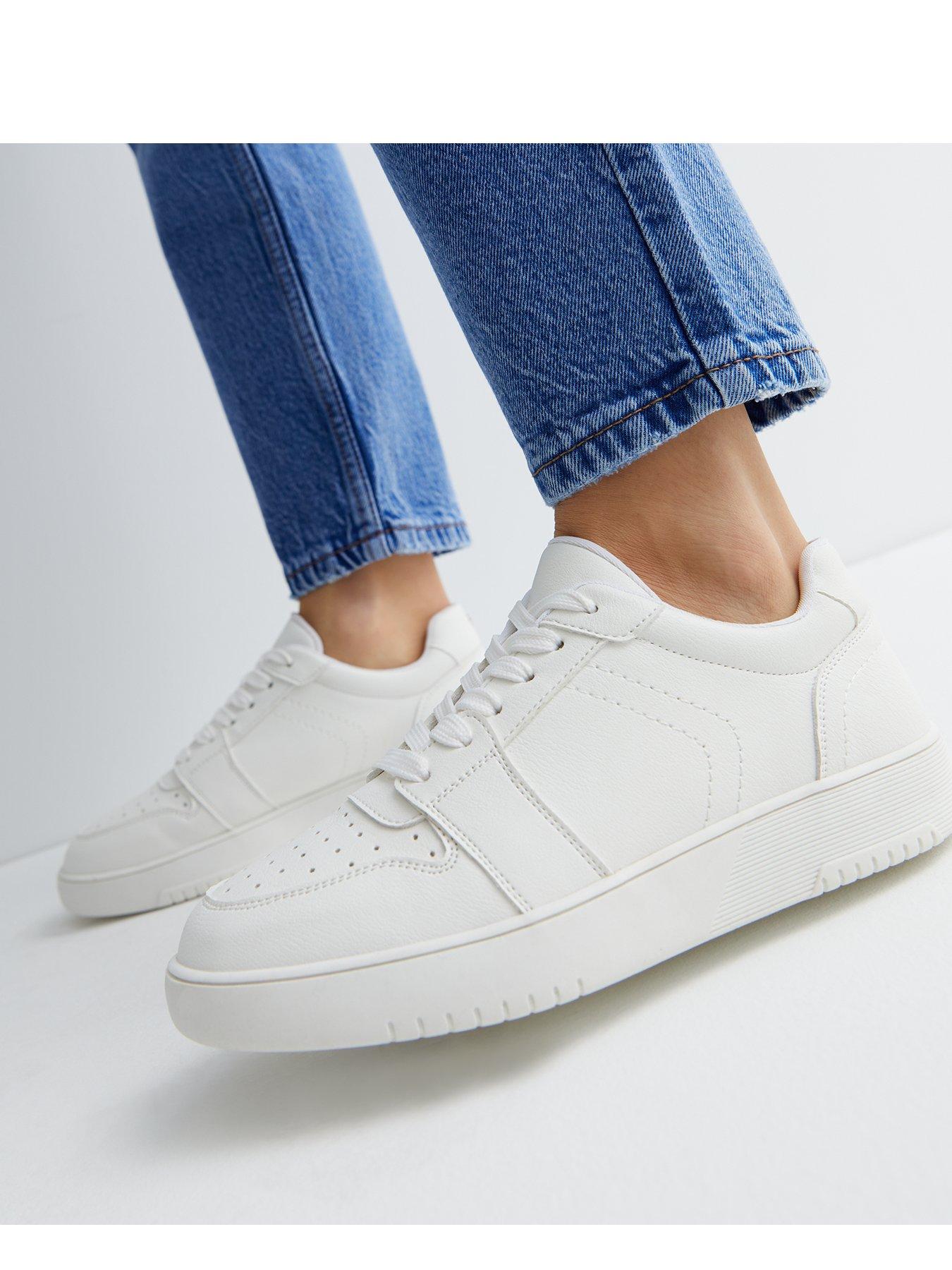 Lace up hot sale chunky trainers