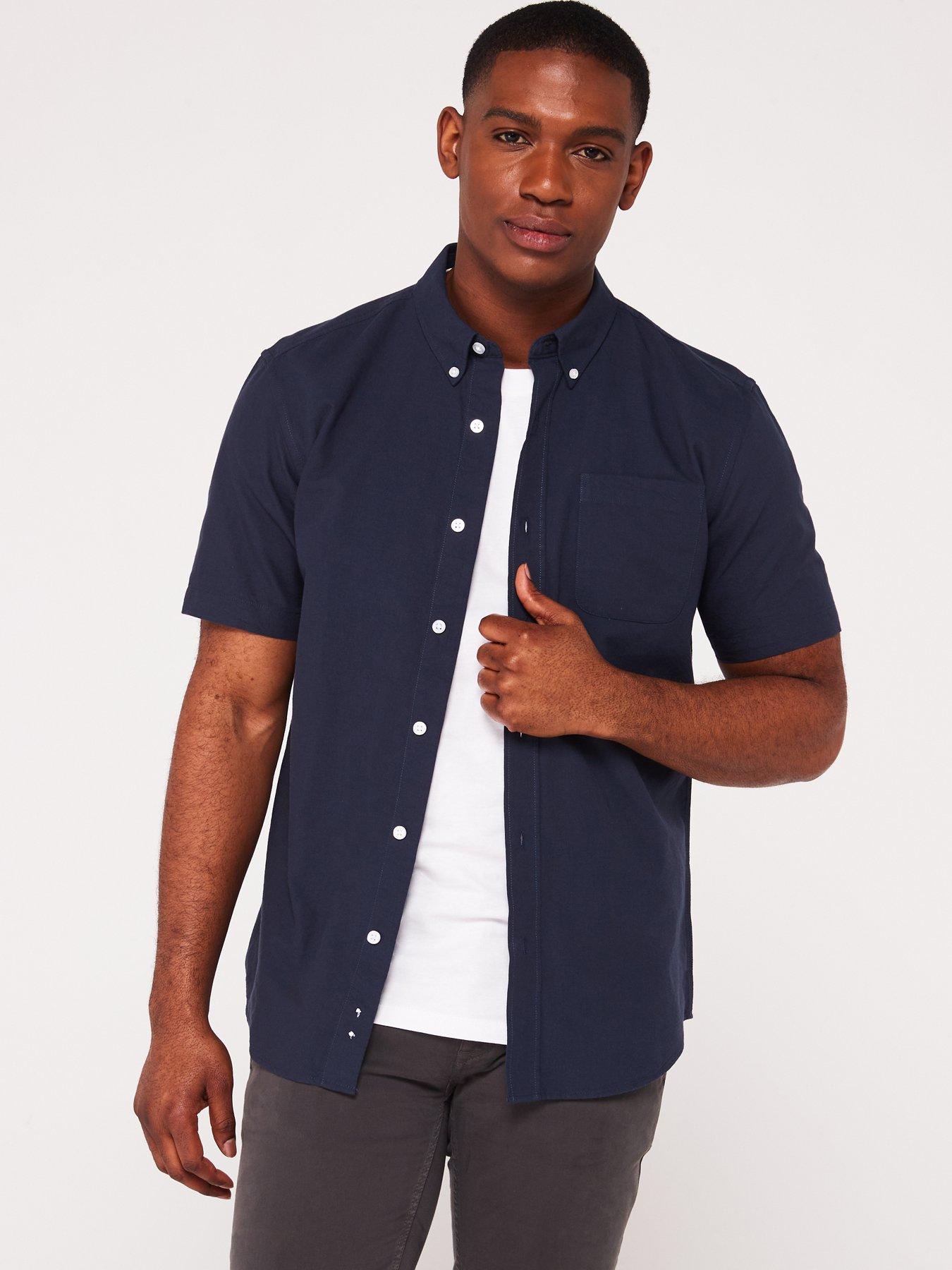 Image 4 of 5 of Everyday Short Sleeve Oxford Shirt- Navy