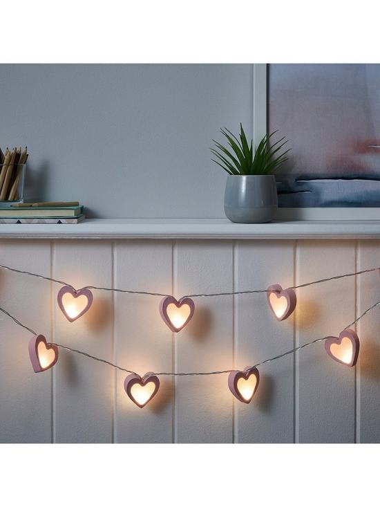 stillFront image of glow-love-heart-wood-string-lights