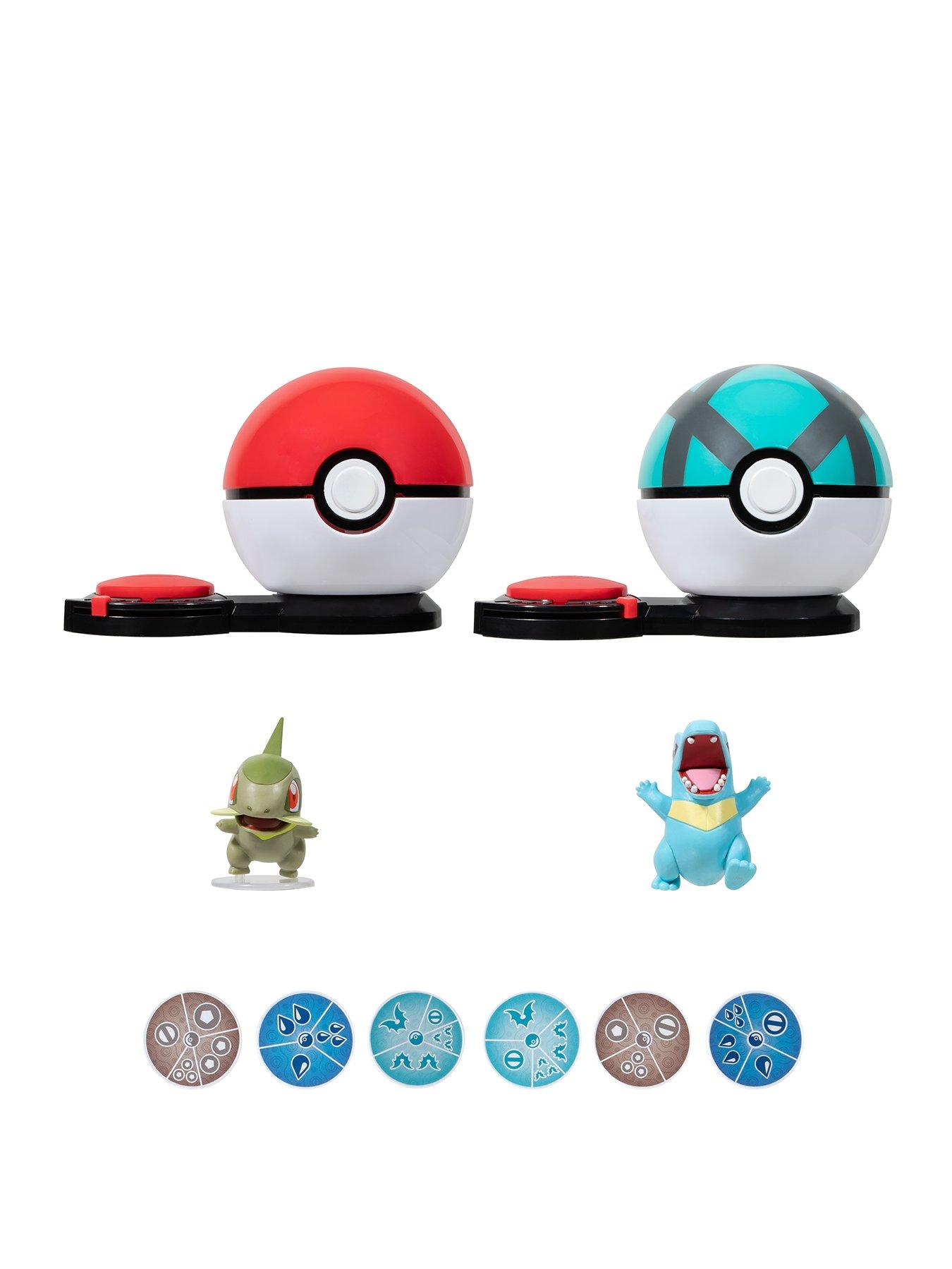 pokemon-game-pokemon-surprise-attack-game-axew-with-poke-ball-vs-totodile-with-net-ball-w3