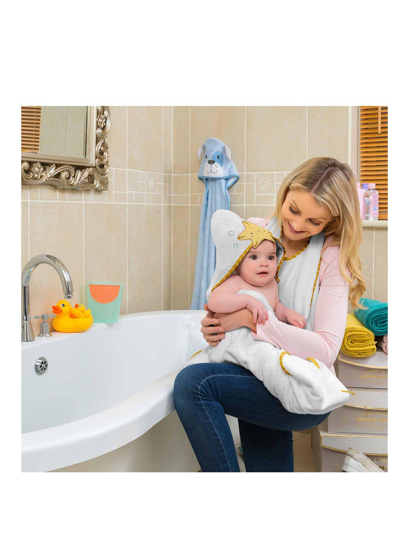 Apron baby best sale bath towel