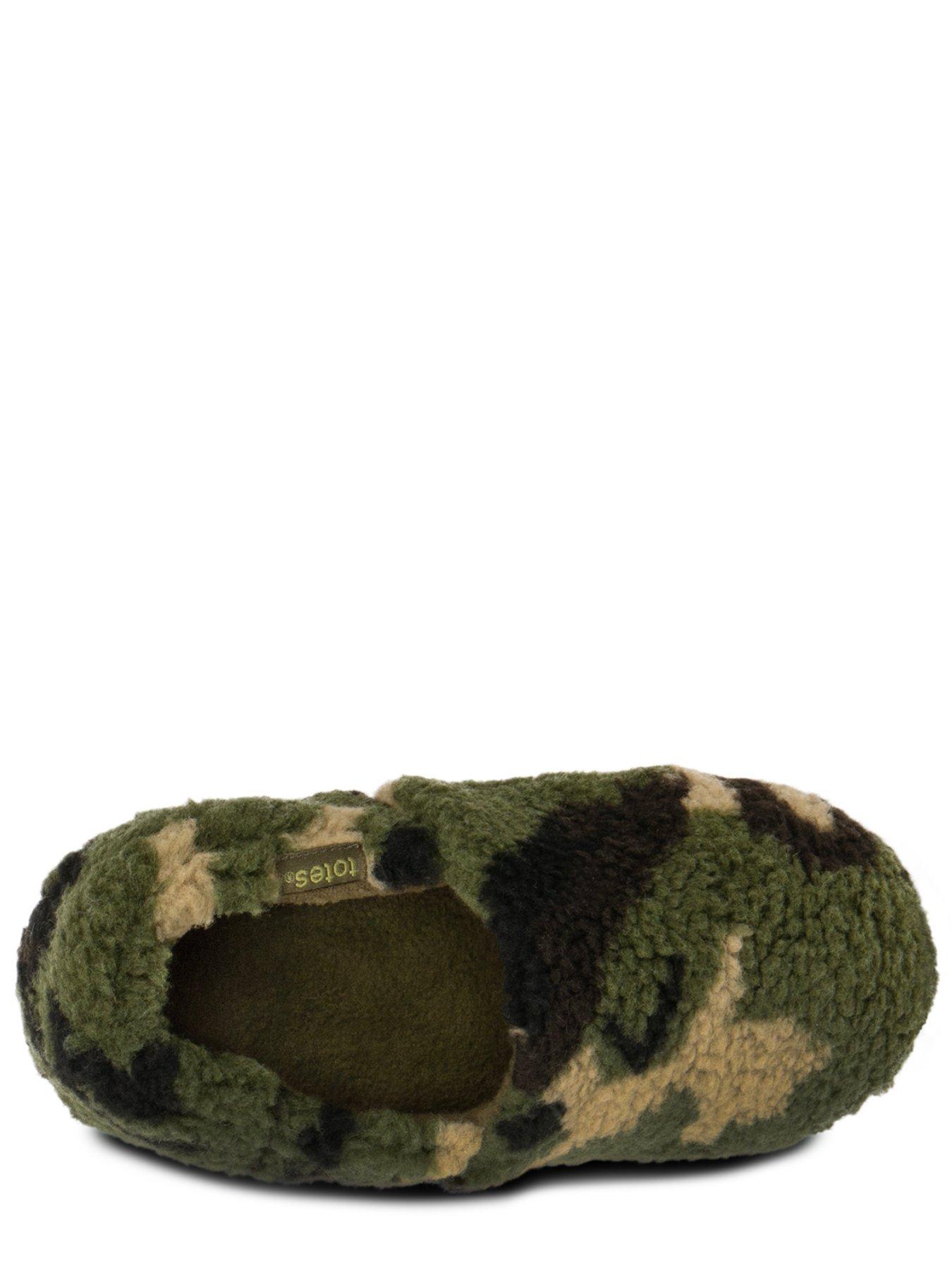 Image 4 of 6 of TOTES Camouflage Borg Slippers