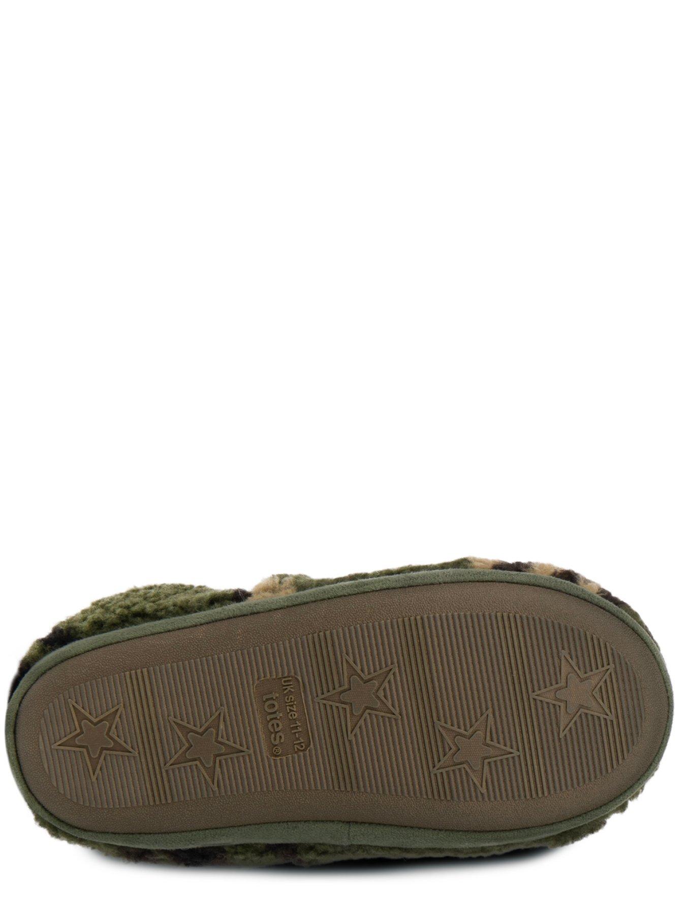 Image 5 of 6 of TOTES Camouflage Borg Slippers
