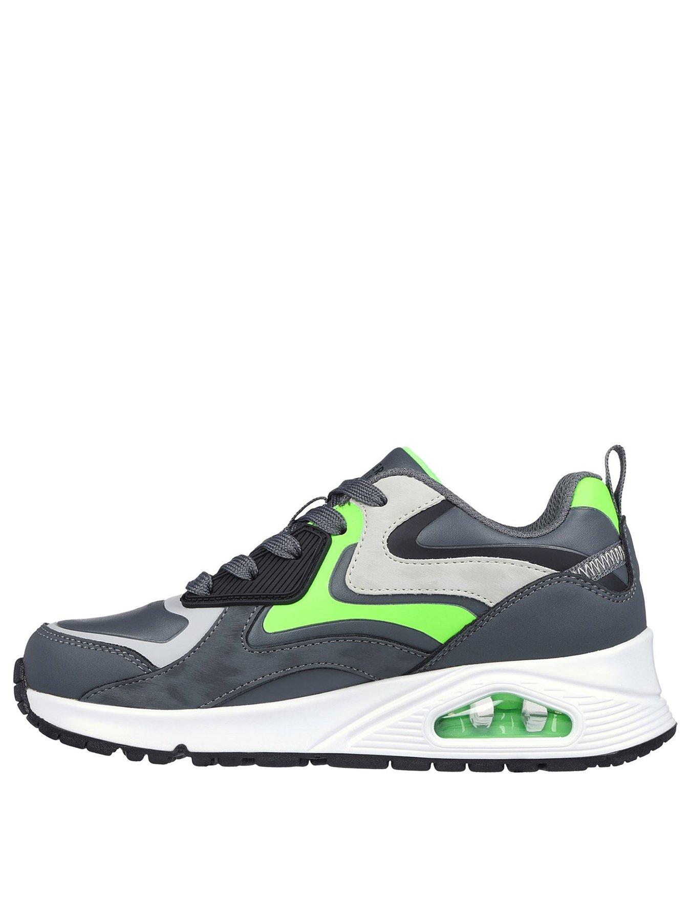 Sports shoes at sale lowest price