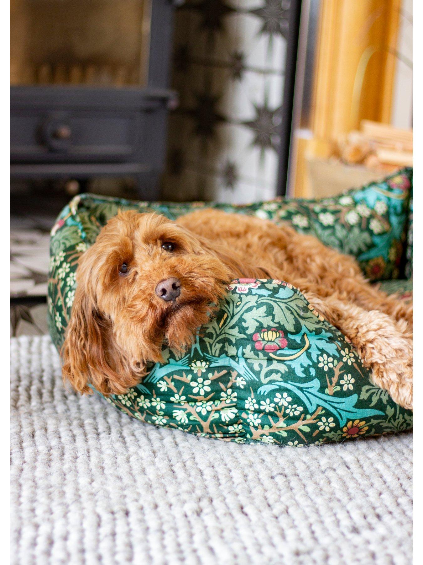 Image 6 of 6 of Morris & Co Blackthorn Print Square Bed M
