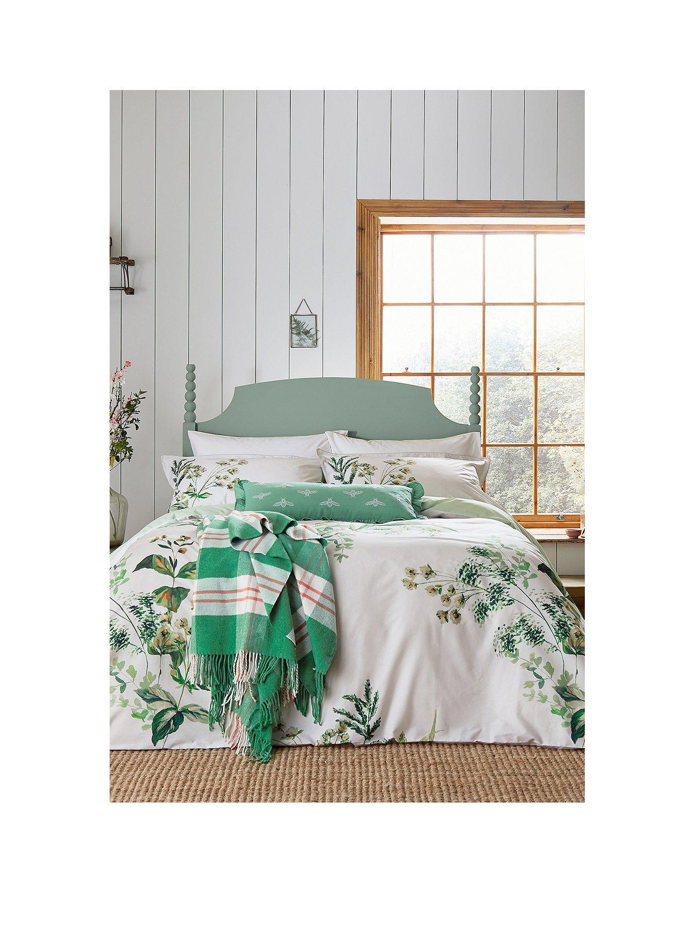Image 2 of 7 of Joules Lakeside Floral 100% Cotton Percale Duvet Cover Set