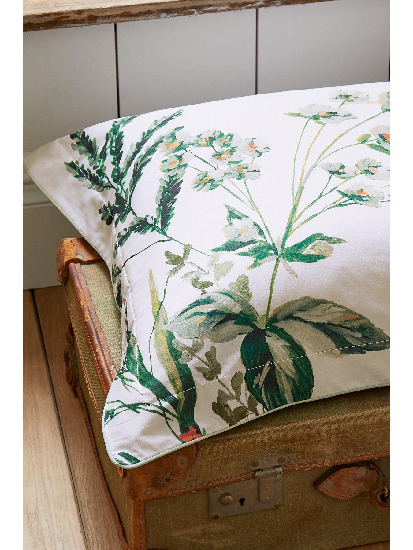 Image 5 of 7 of Joules Lakeside Floral 100% Cotton Percale Duvet Cover Set