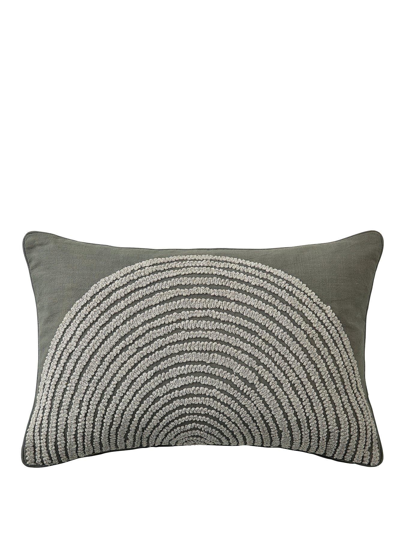 nalu-nicole-scherzinger-mauka-cushion