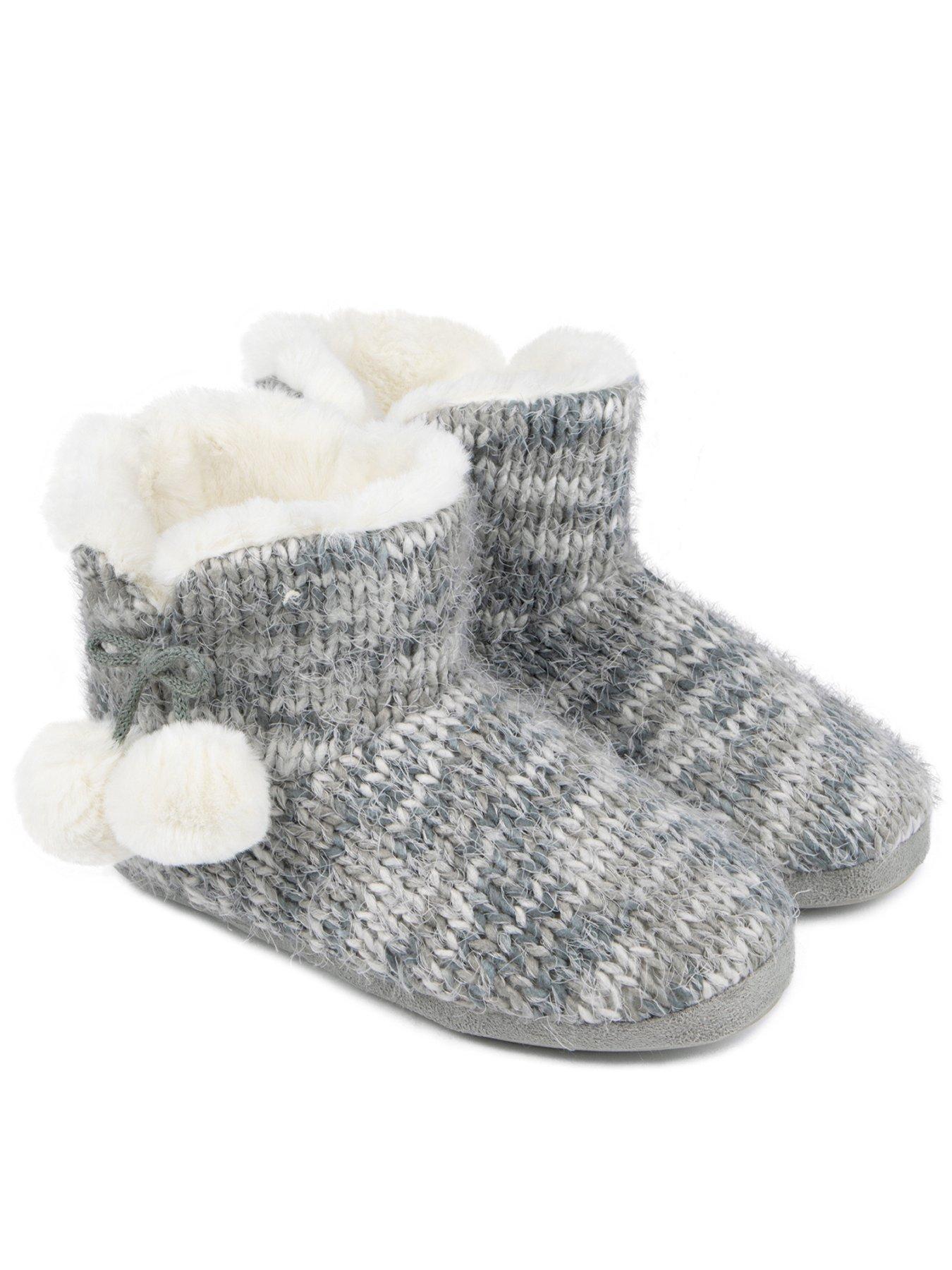 TOTES Knitted Boot Slippers With Pom Grey very