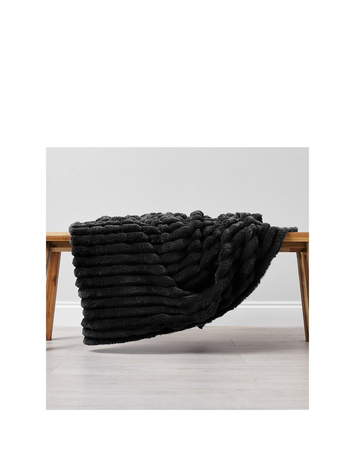undefined Chunky Ribbed Throw