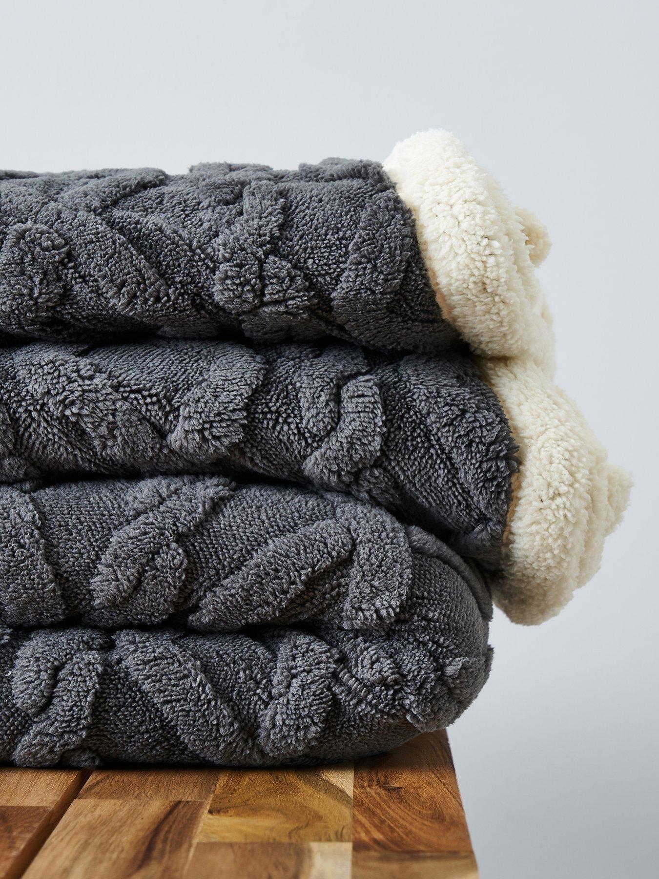 Knitted sherpa throw sale