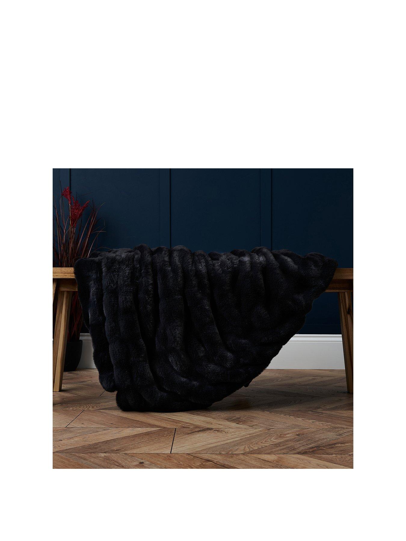 undefined Ruched Throw