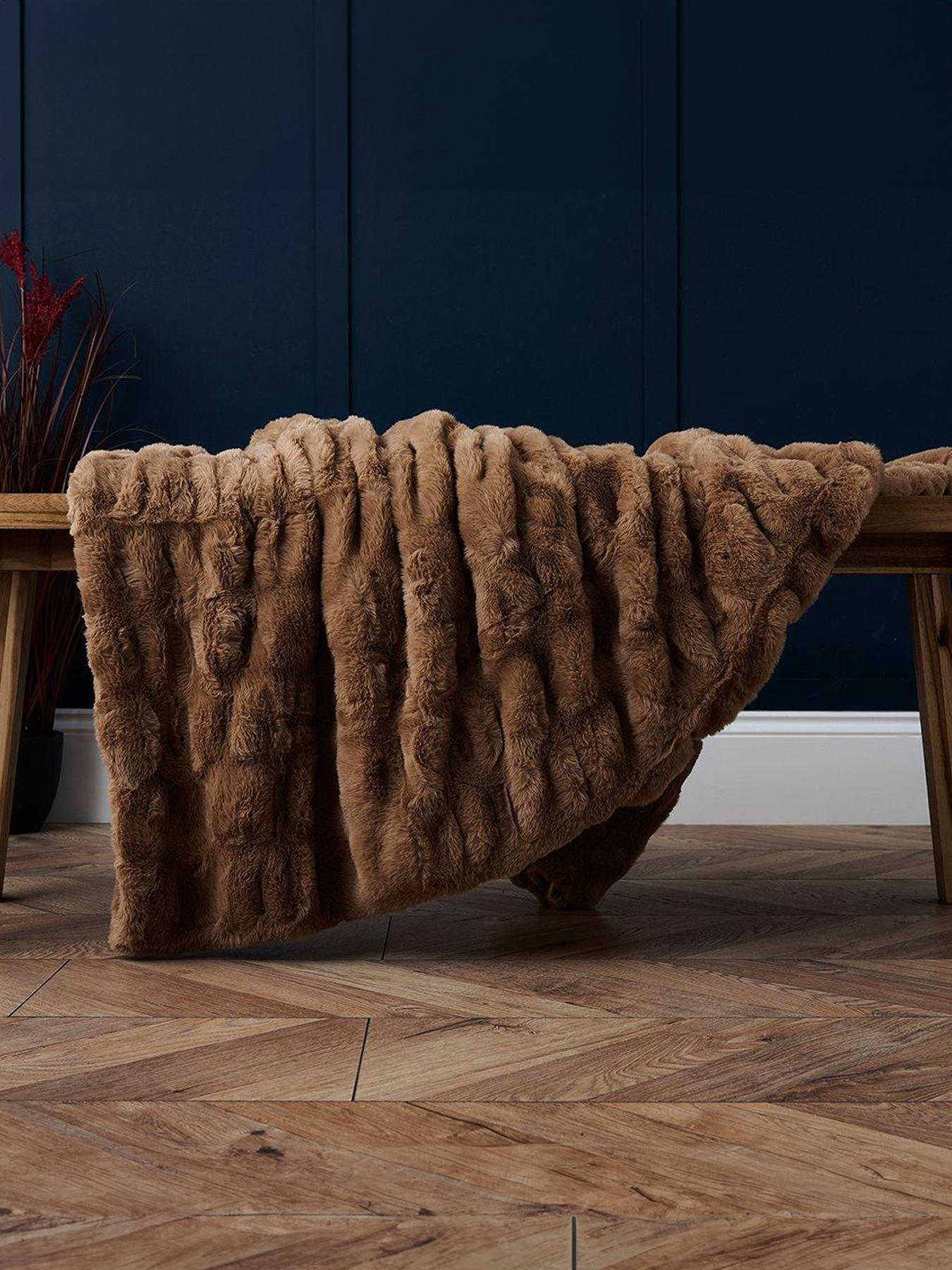 Product photograph of Very Home Ruched Throw from very.co.uk