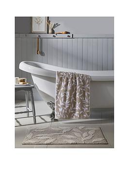 Product photograph of Dreams Drapes Sandringham Bath Mat from very.co.uk