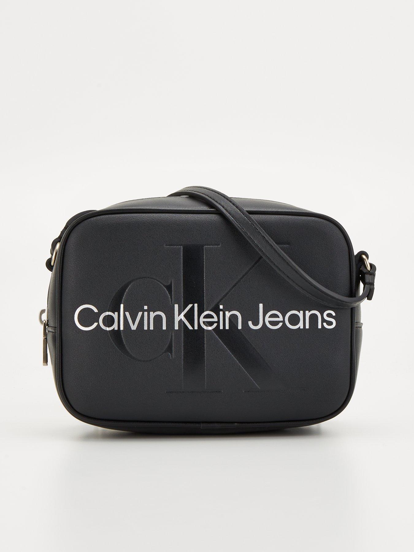 Calvin klein clearance jeans camera bag