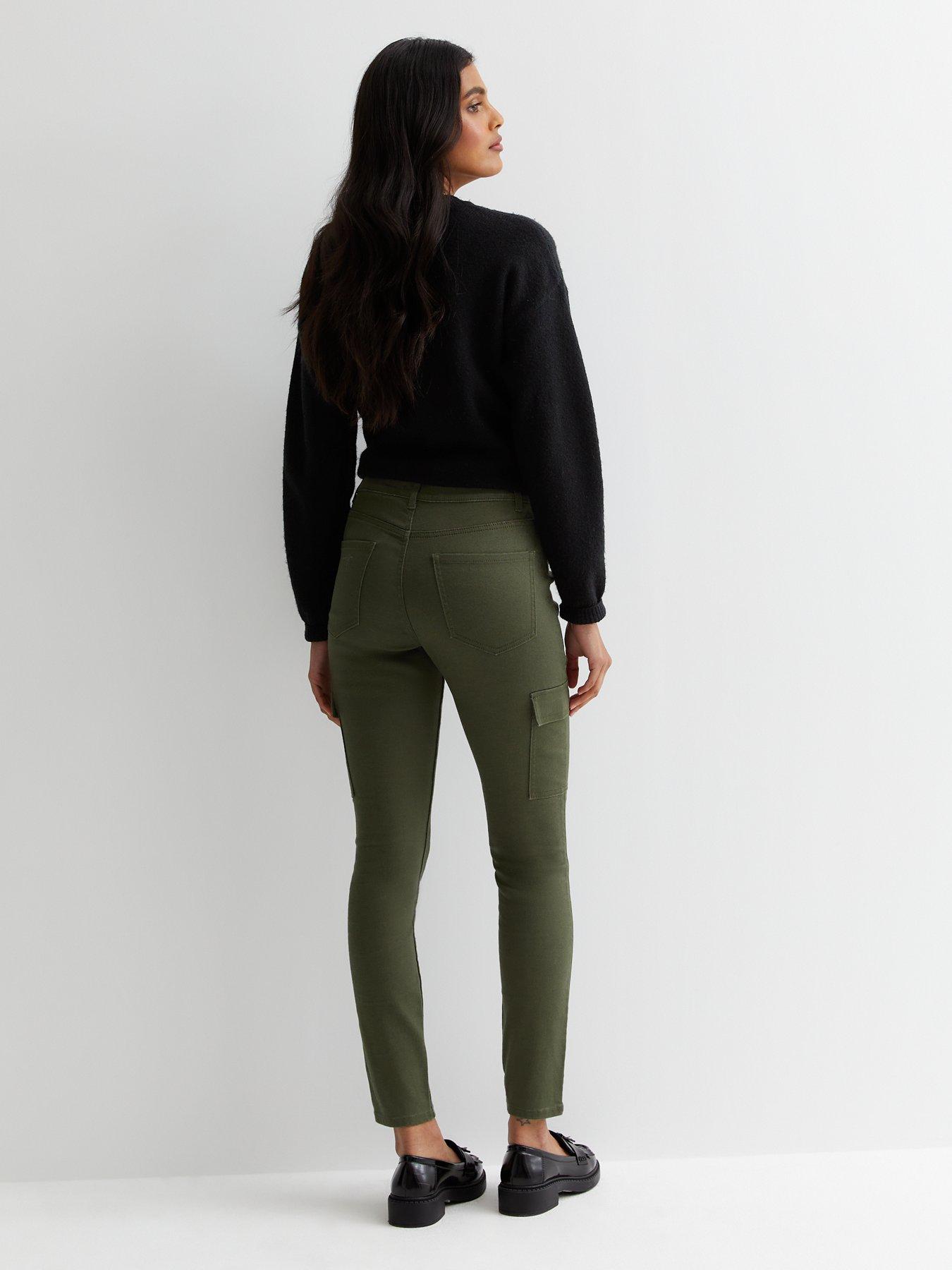 Low waist cargo jeans - Green - Women - Gina Tricot