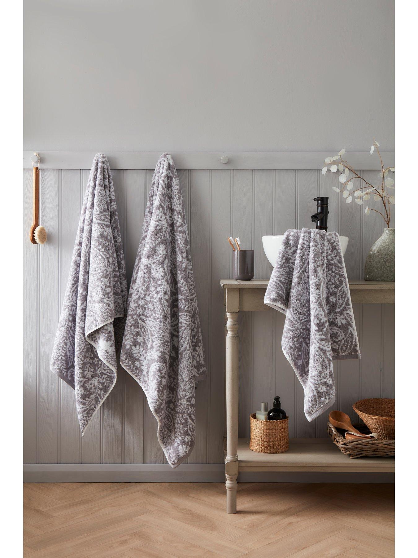 Image 2 of 3 of Dreams & Drapes Aveline Bath Sheet