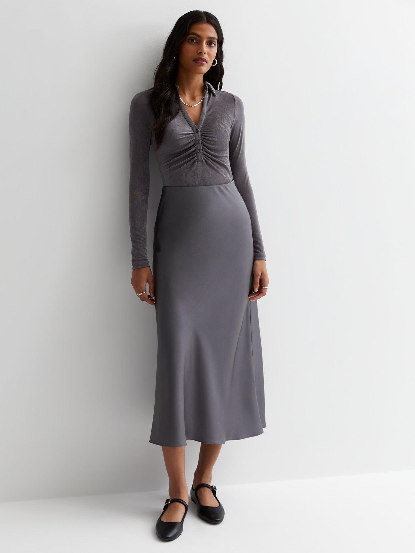 Long grey dress outlet skirt