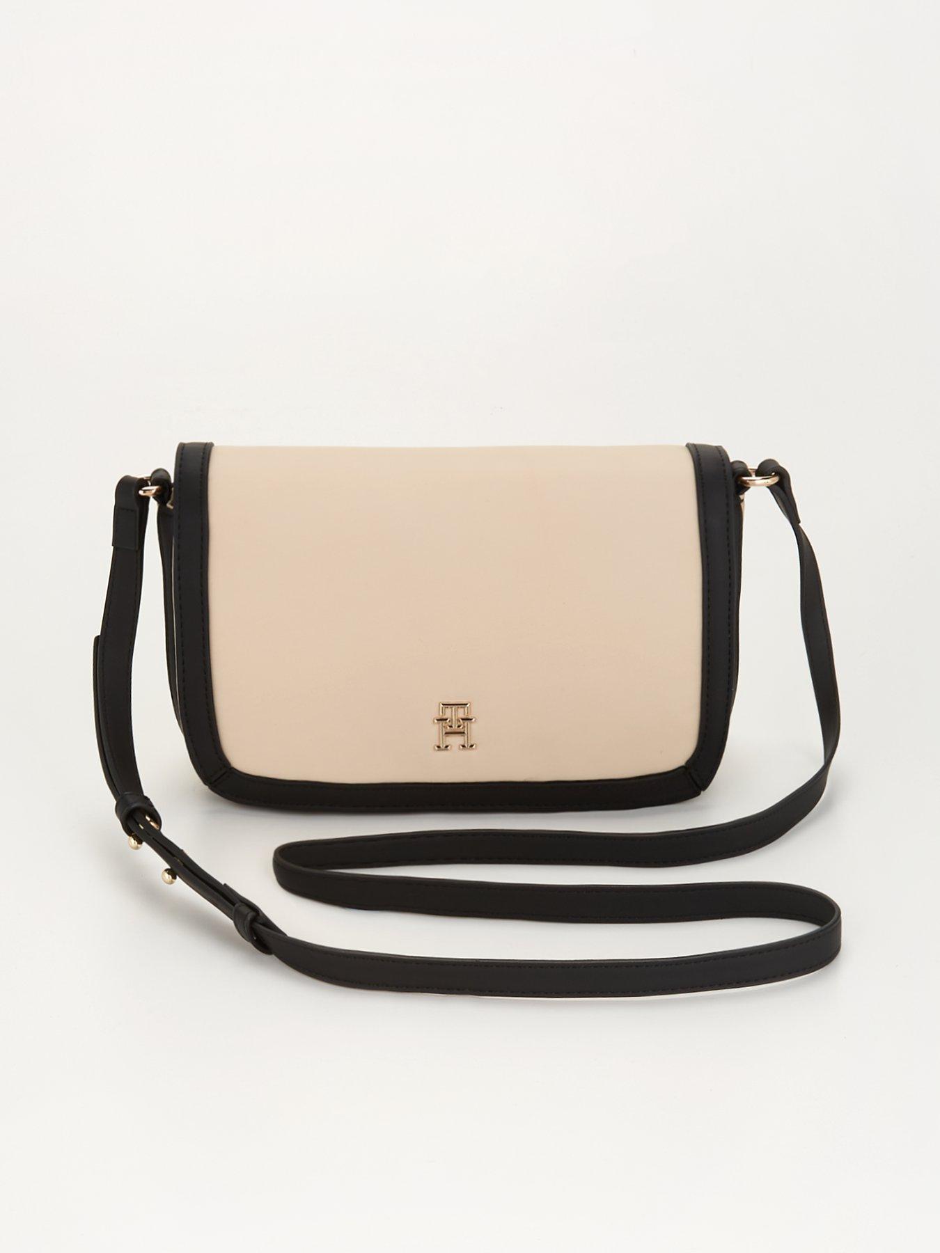 Tommy hilfiger essential online crossbody