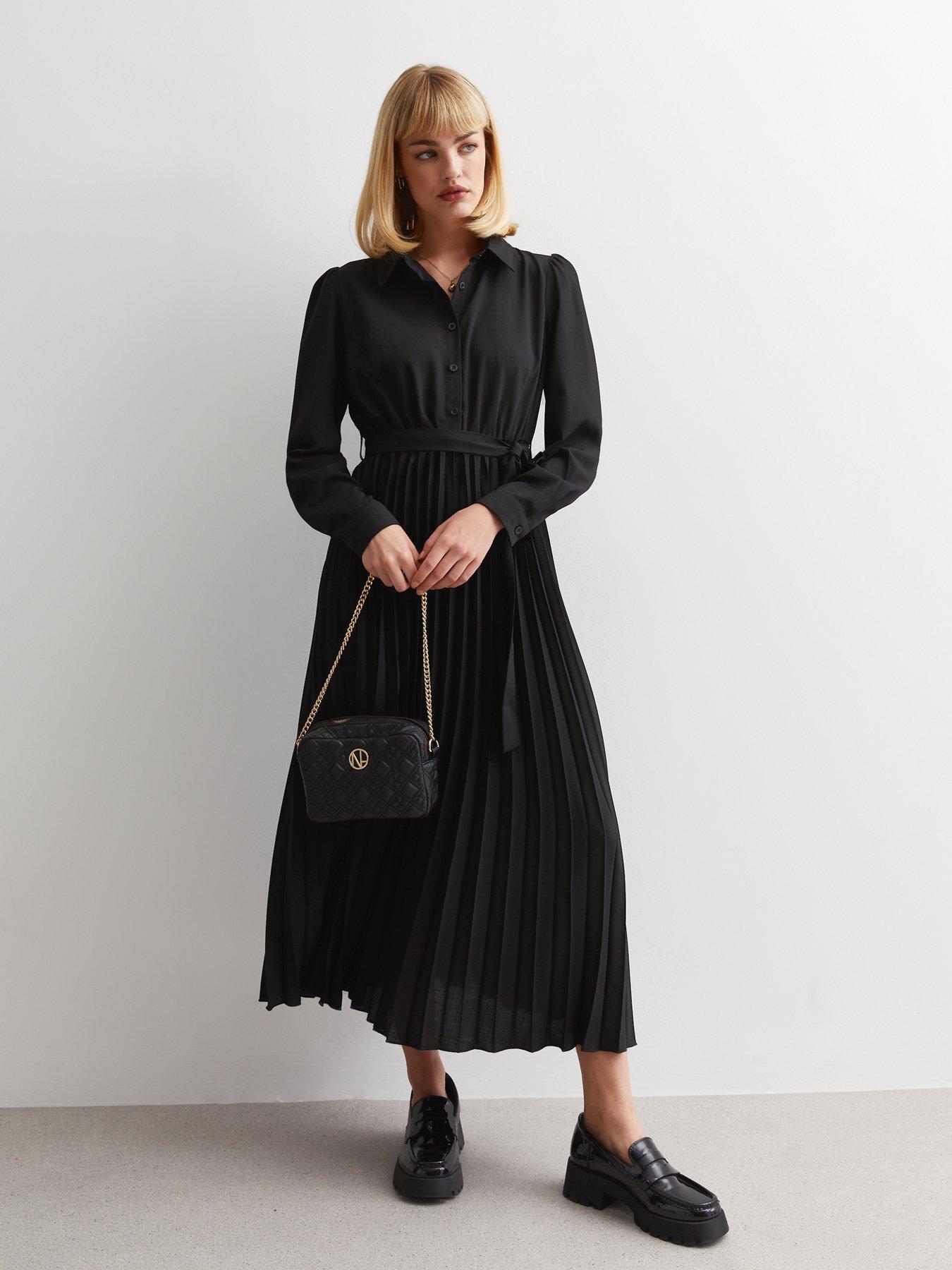 Pleated Dress With Covered Belt - Black