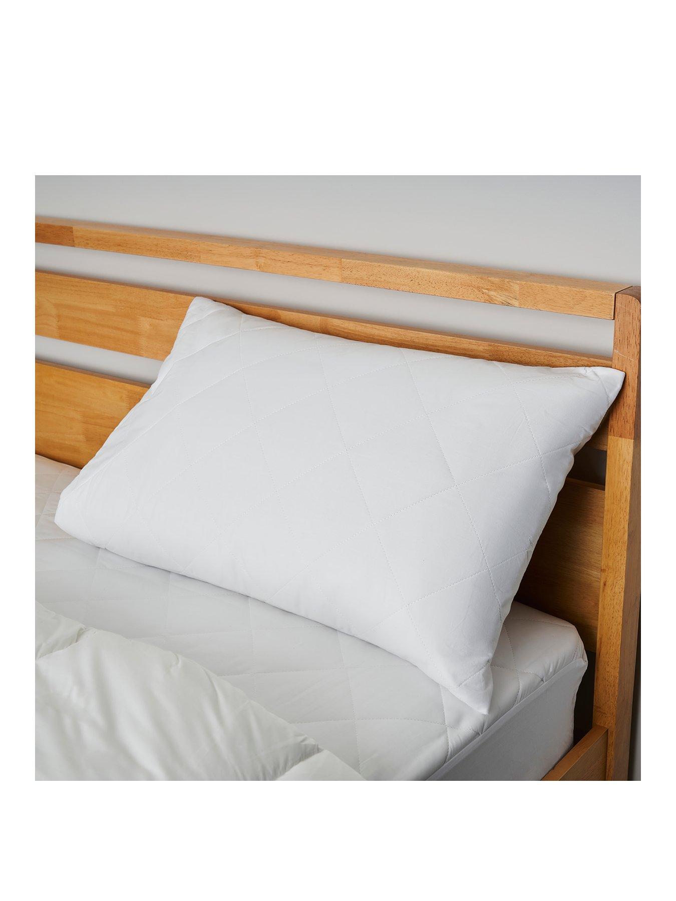 Very Home Hotel Collection Luxury Pillow Protector (single) White