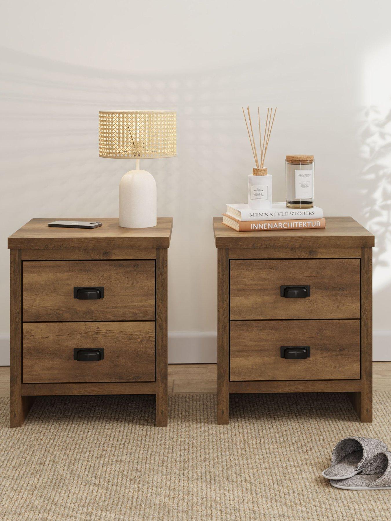 GFW Set of 2 Boston Bedside Chests - Oak