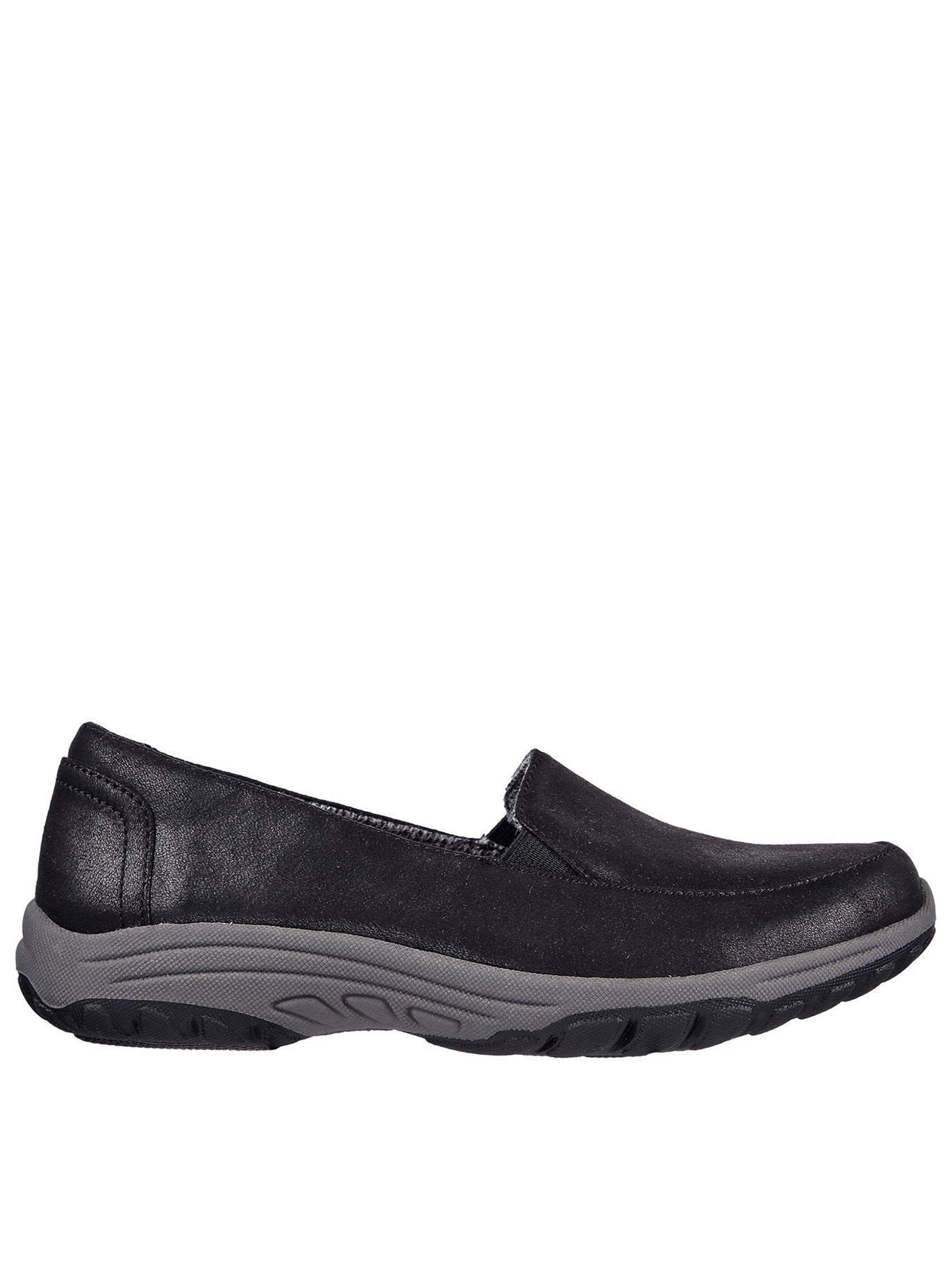 Skechers be lite classic store fit bungee slip on shoe