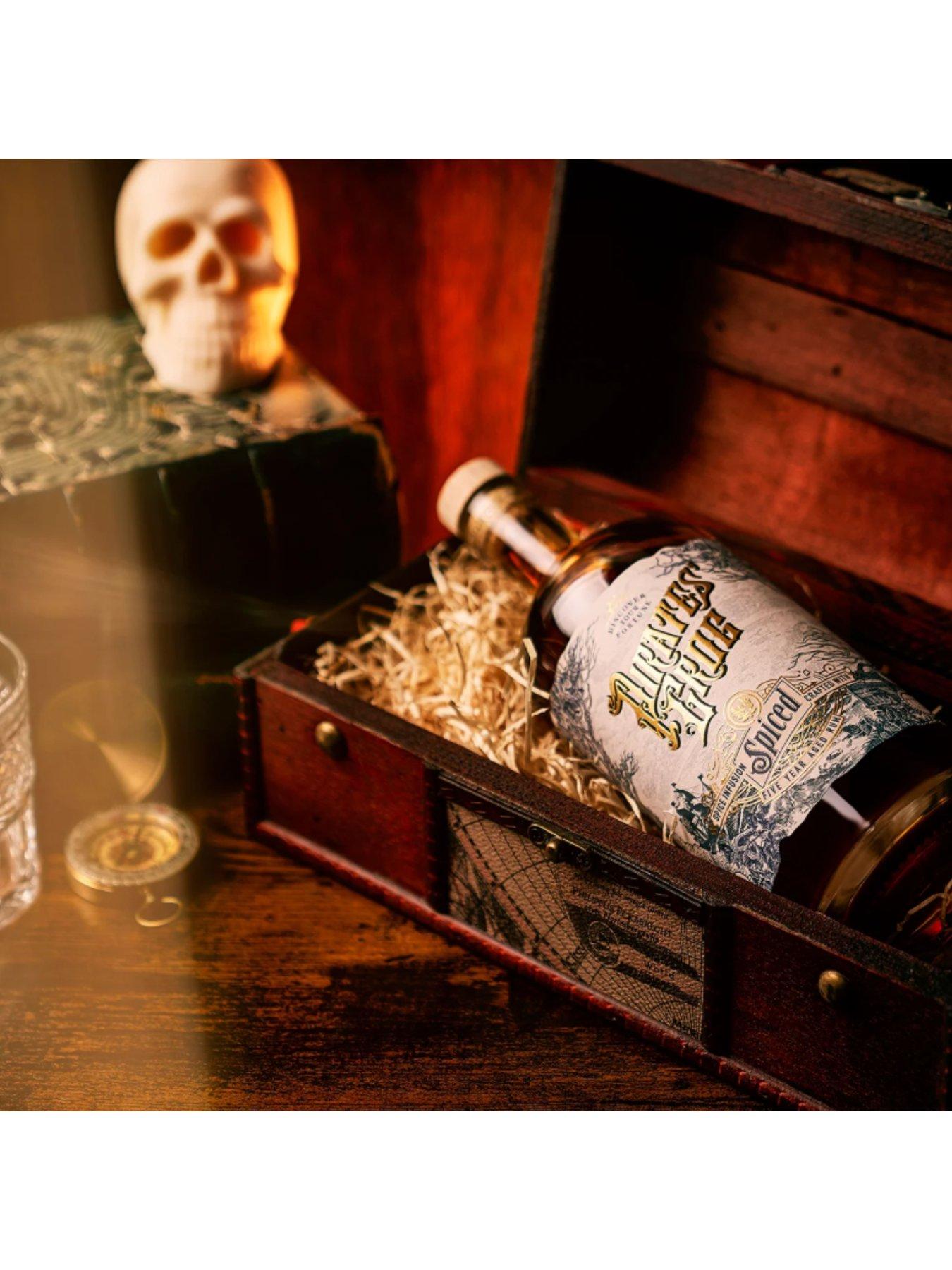 Image 3 of 3 of Pirate's Grog Spiced Rum Gift Chest