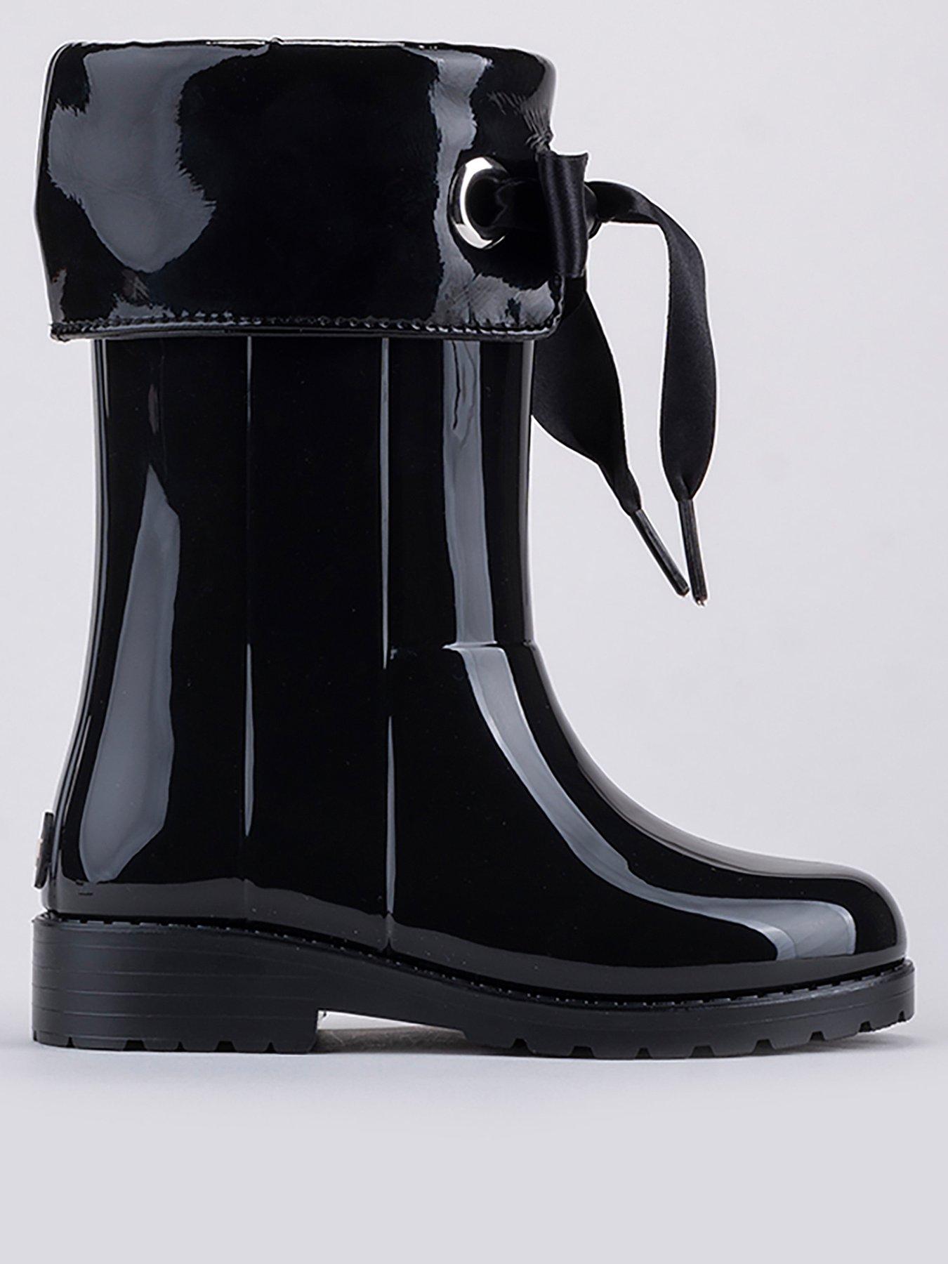 igor-campera-charol-bow-wellington-boot