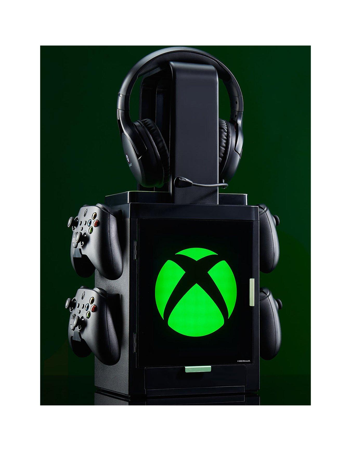 Image 3 of 8 of Numskull Xbox Light Locker