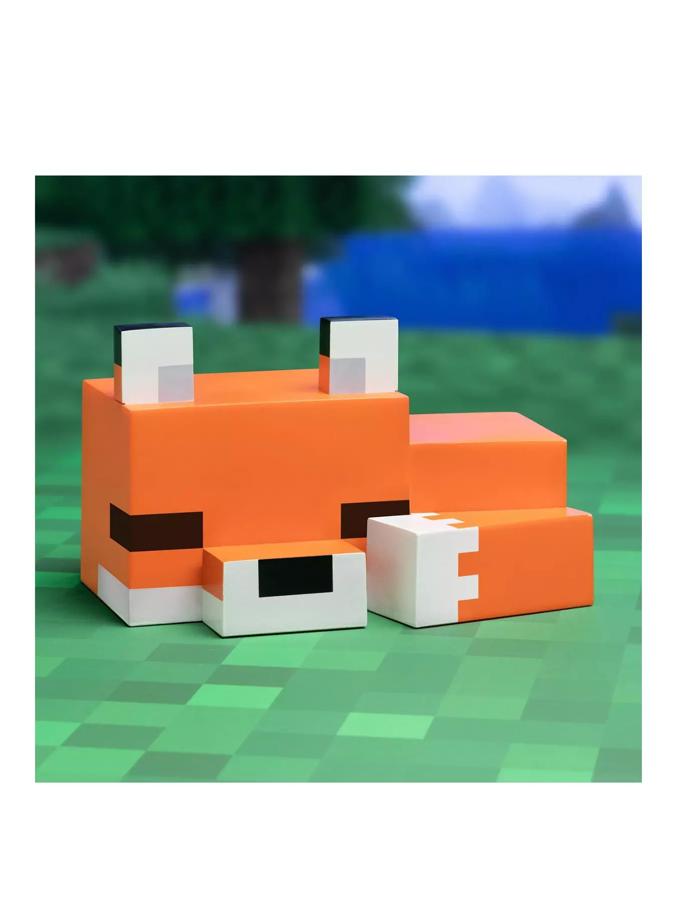 https://media.very.co.uk/i/very/VO4YB_SQ1_0000000099_N_A_SLf/minecraft-fox-light.jpg?$180x240_retinamobilex2$&fmt=webp