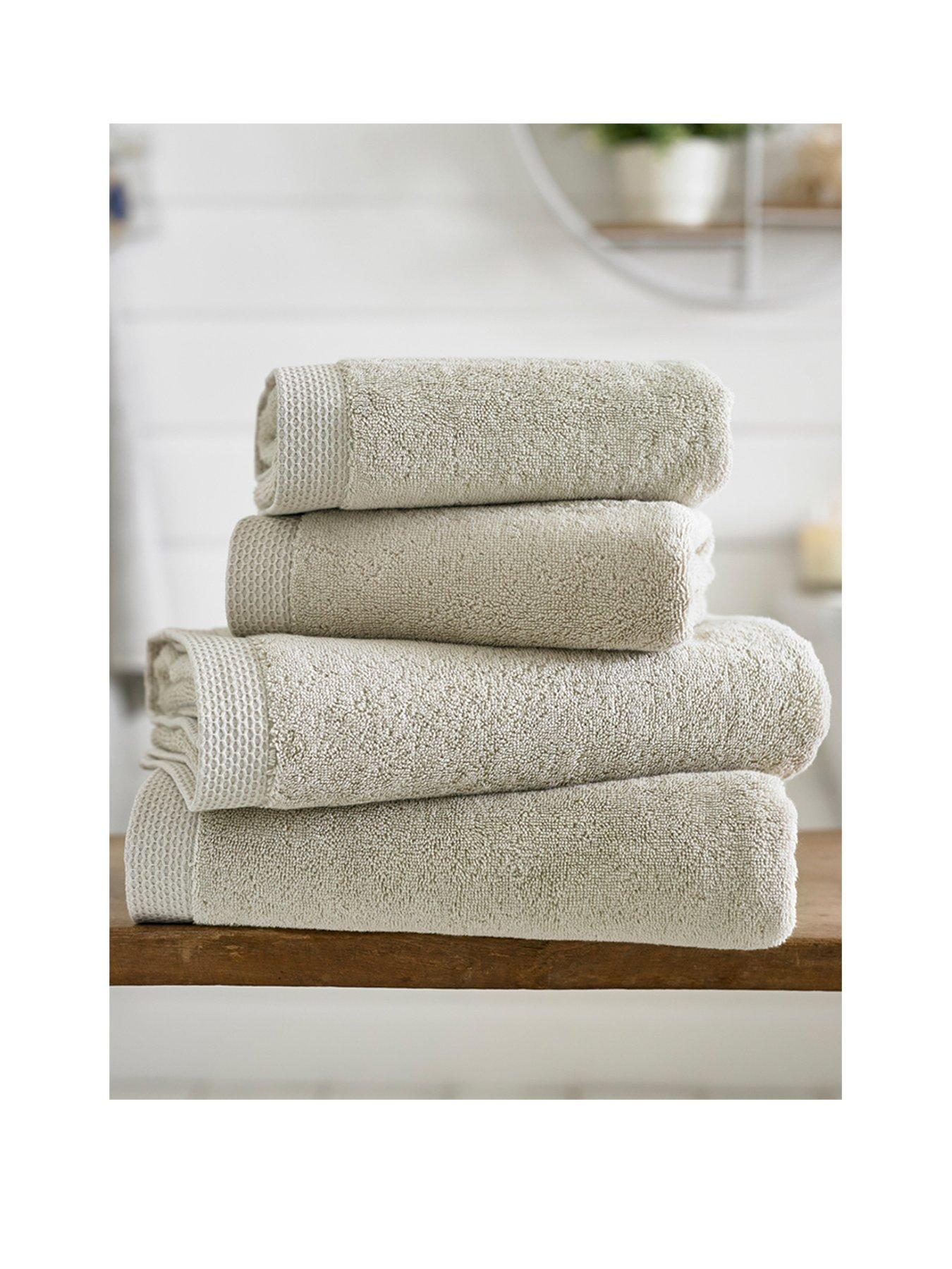 The Lyndon Co Egyptian Spa Bath Towel 700GSM