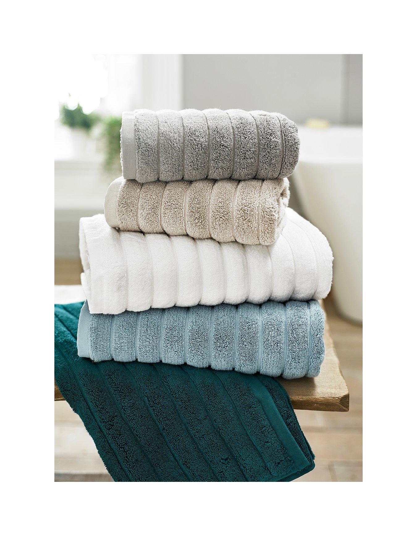 The Lyndon Co Ribbleton Bath Towel 700GSM Cotton