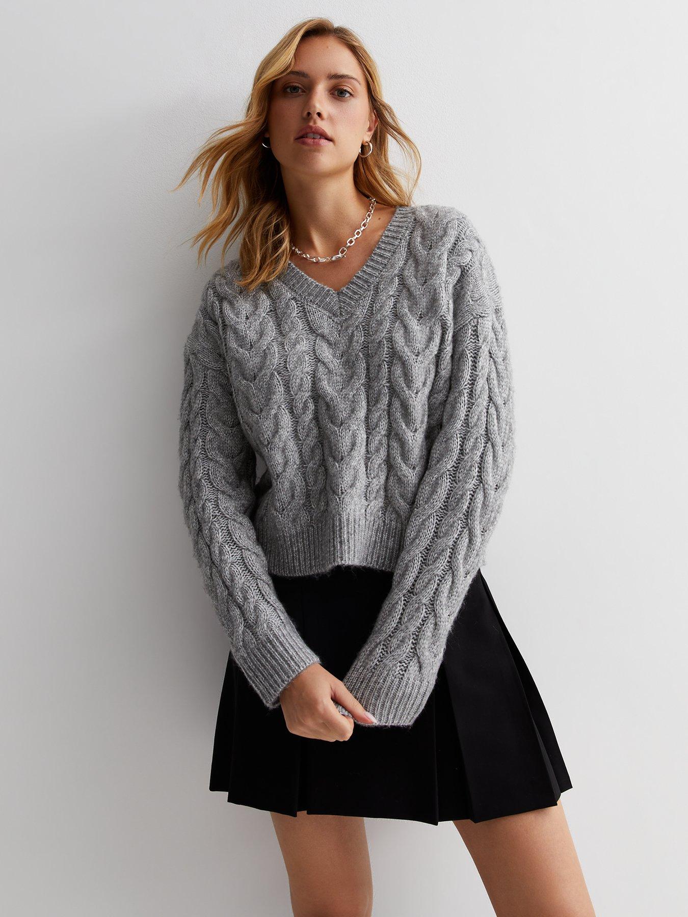 Grey knit jumper hotsell