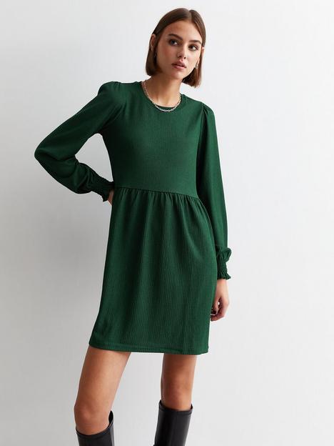 new-look-dark-green-crinkle-long-sleeve-smock-mini-dress