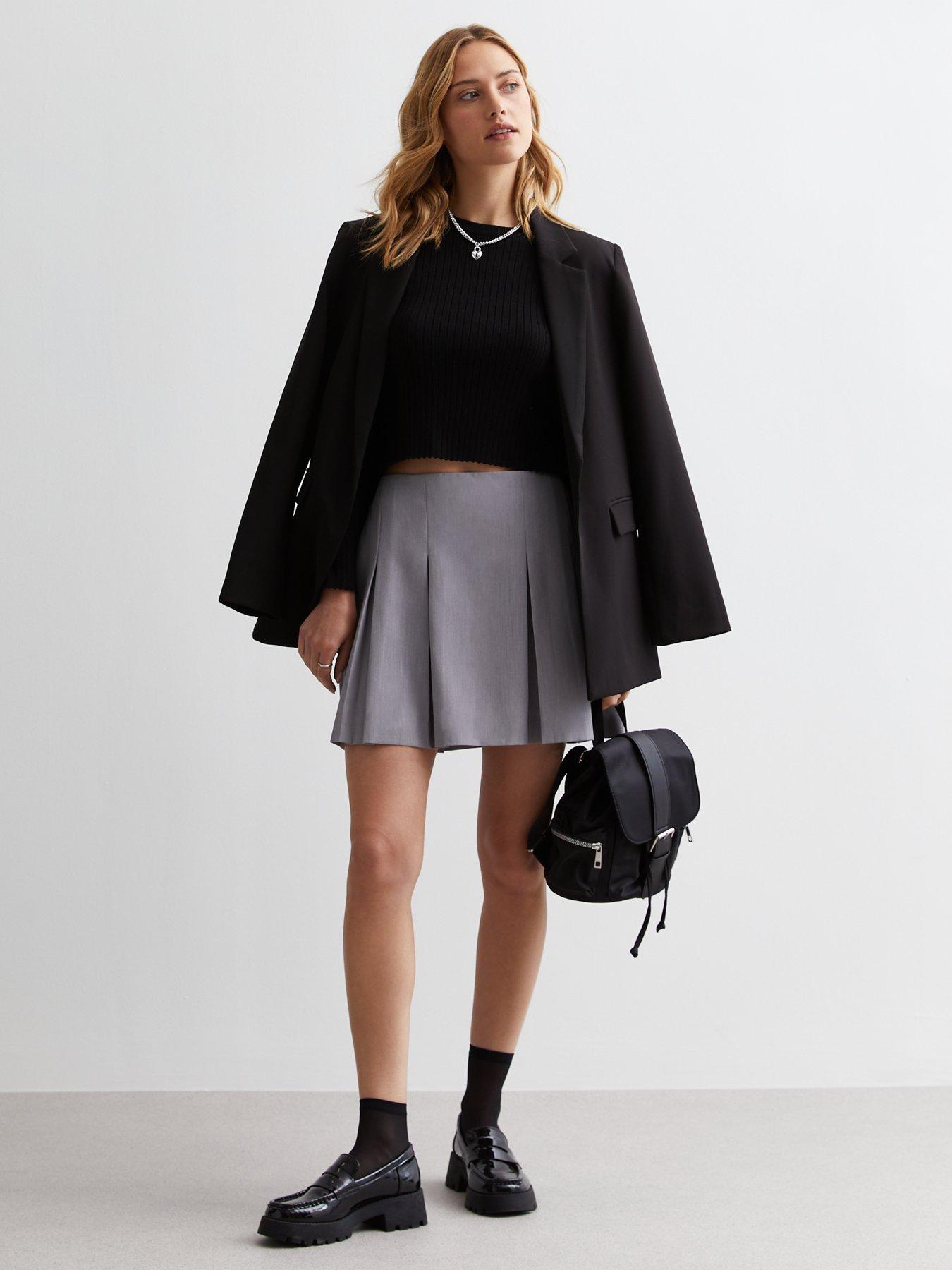 Newlook leather 2025 pleated skirt