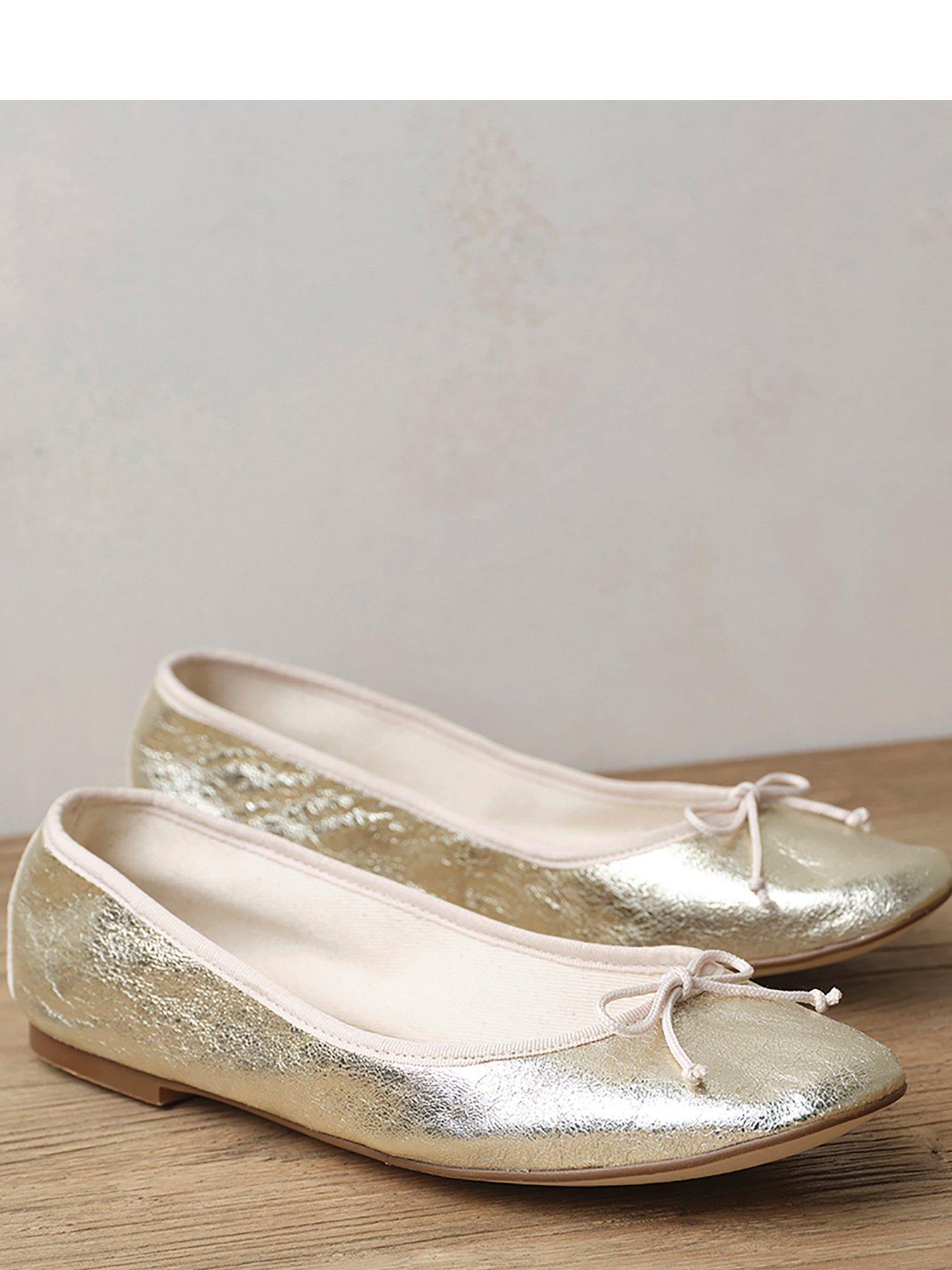 Gold top ballerina pumps