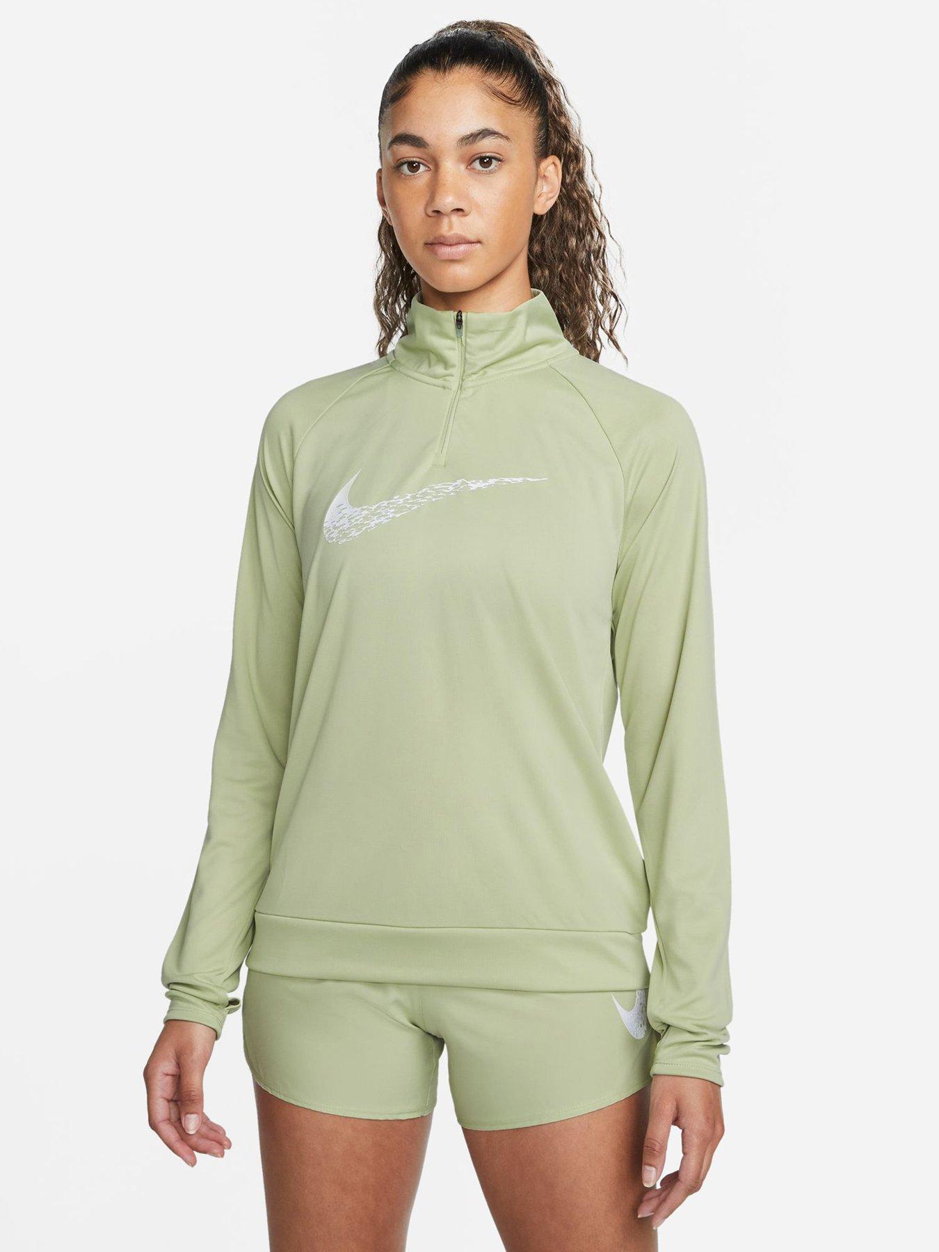 Nike green running clearance top