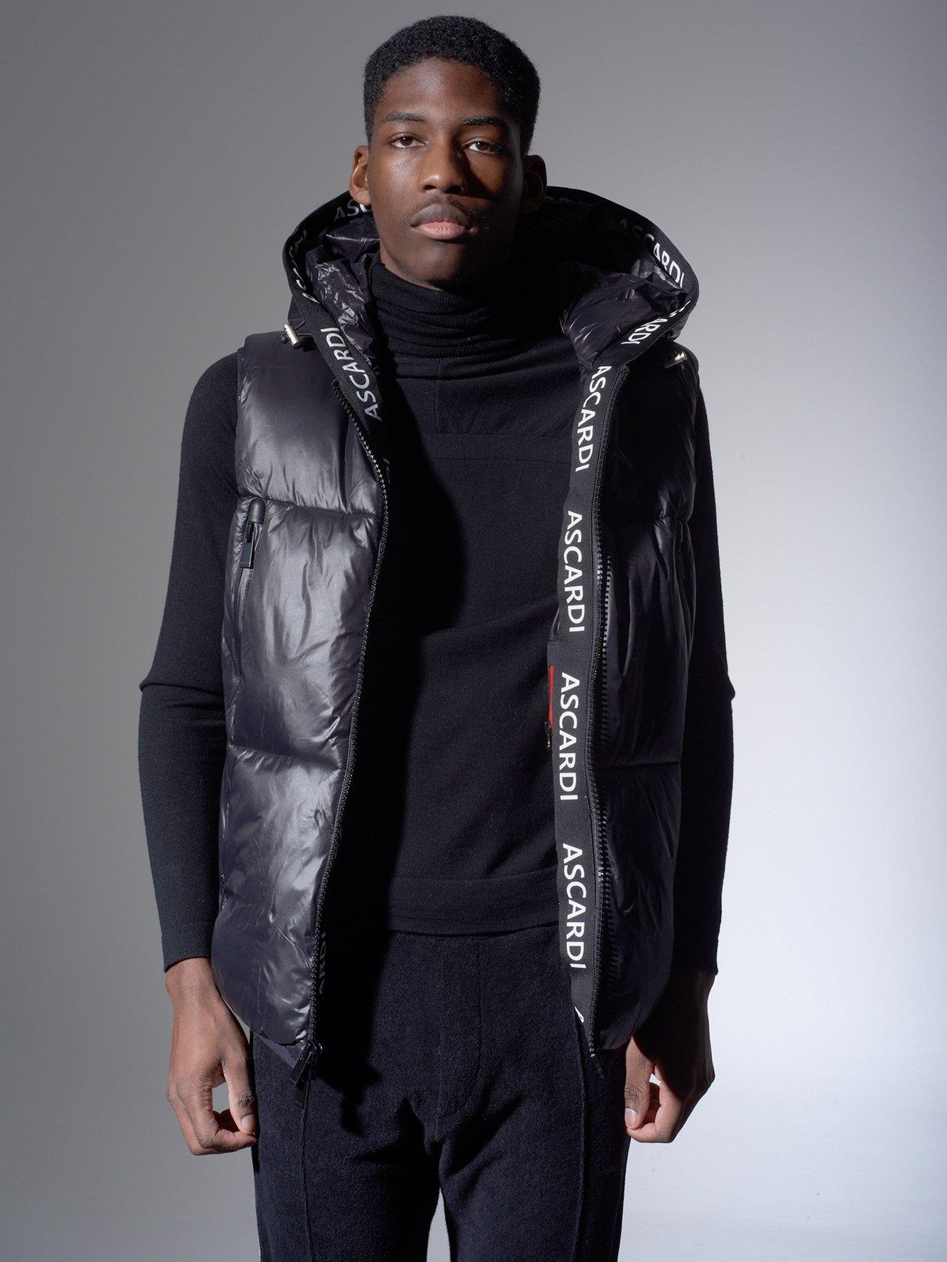 Mens gilets with sales hoods