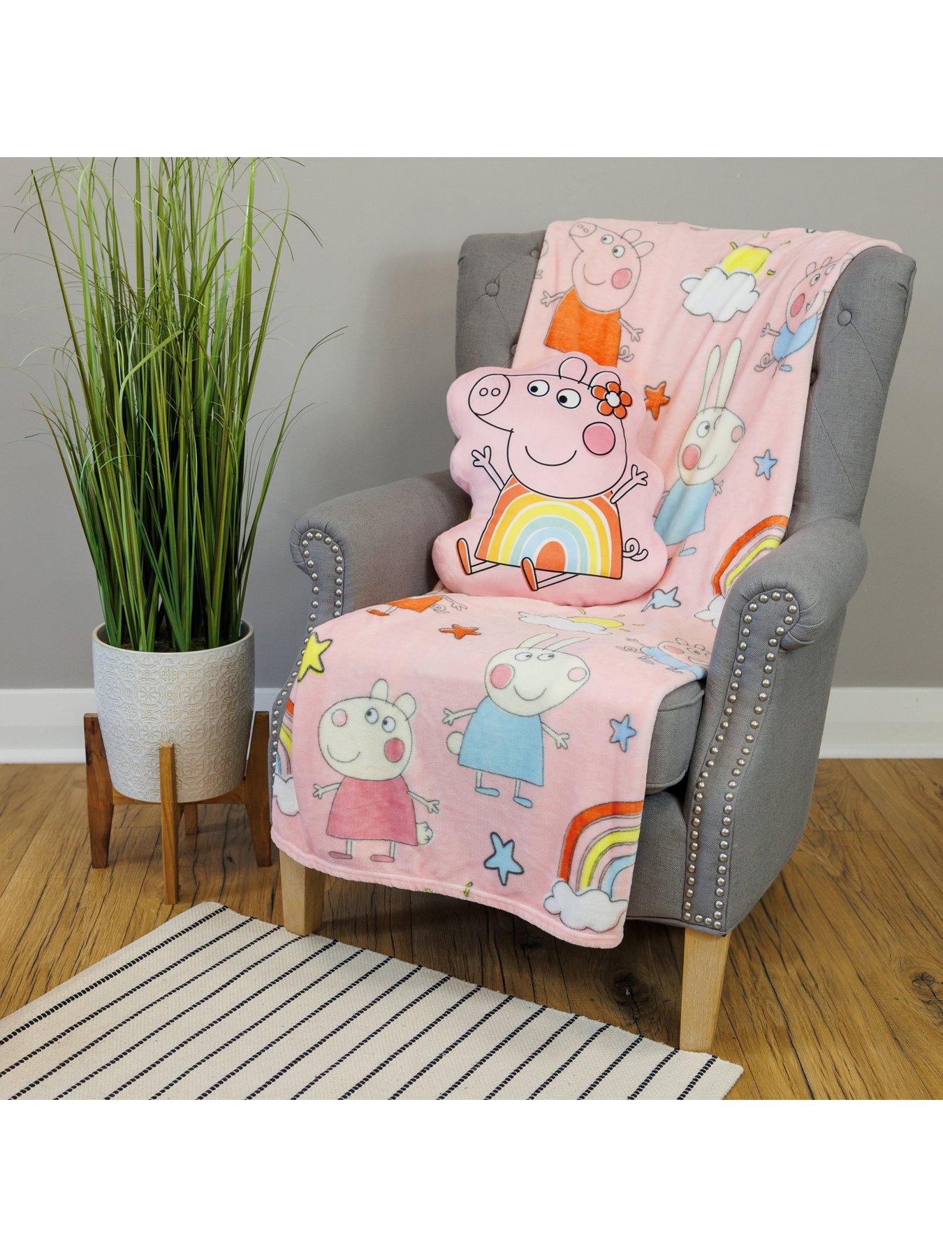 Image 5 of 7 of Peppa Pig Playful Fleece Blanket